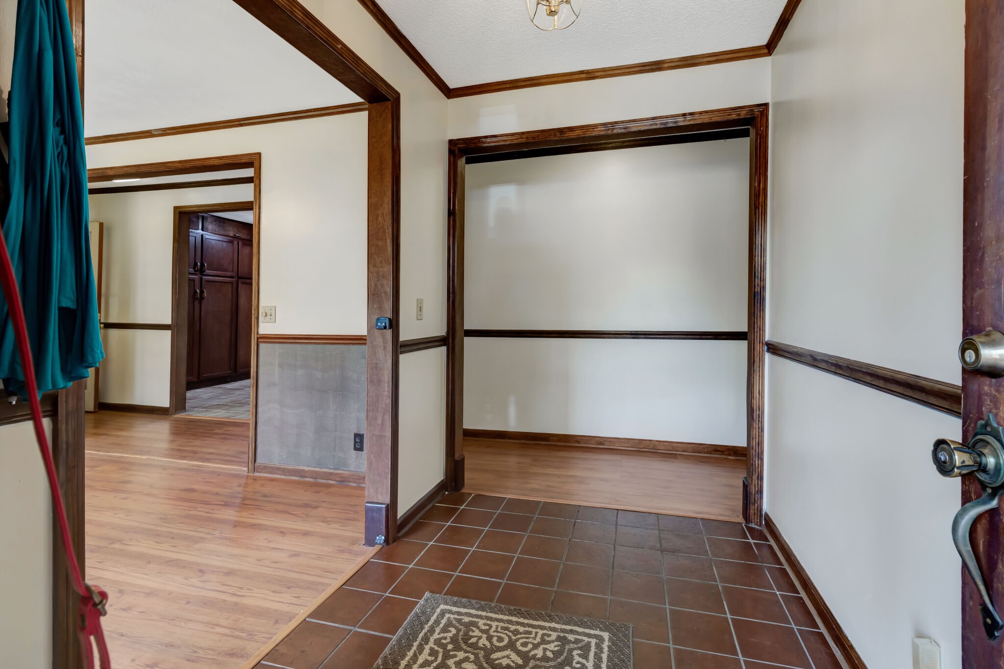 107 Karen Dr