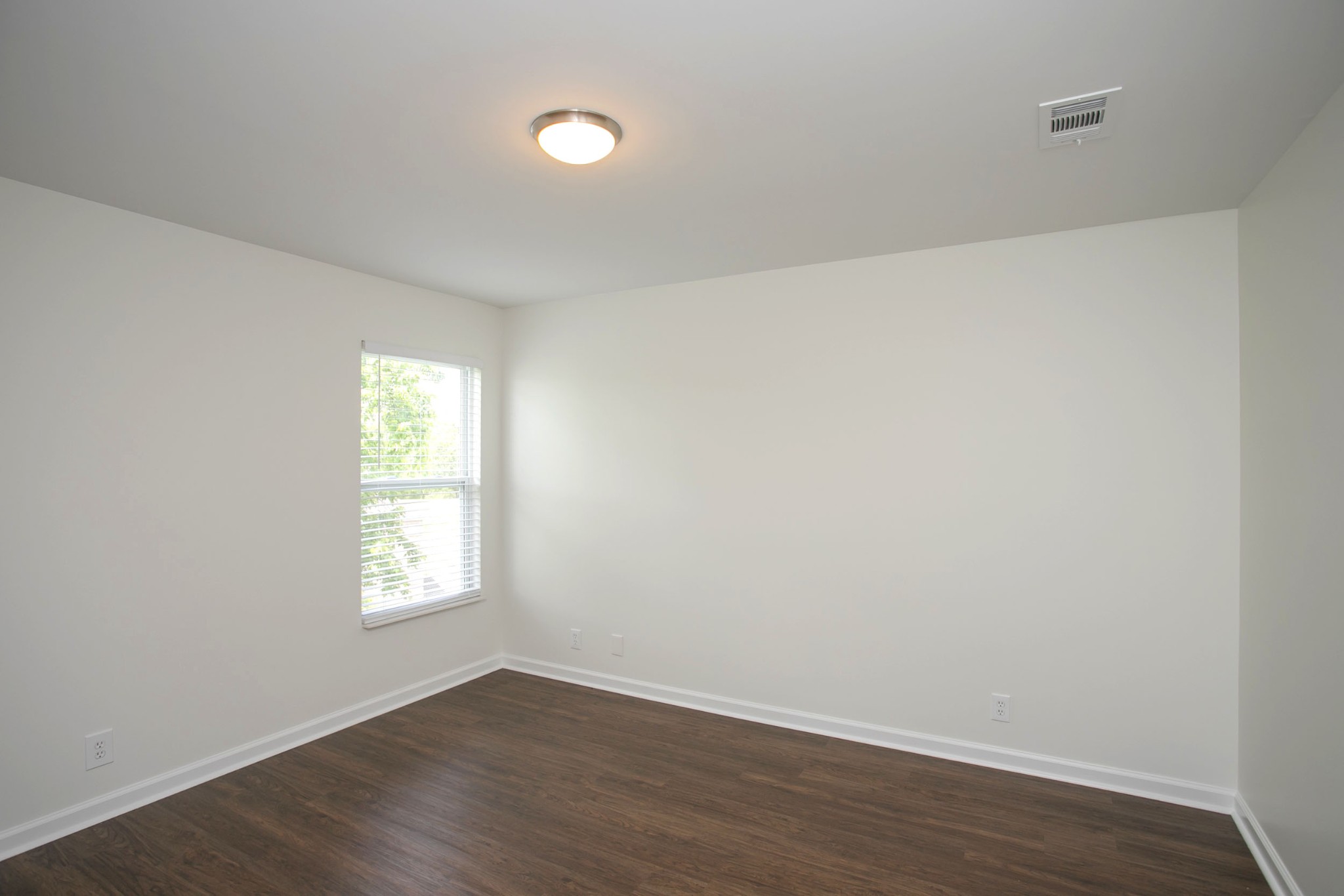 1837 Woodland Farms Ct