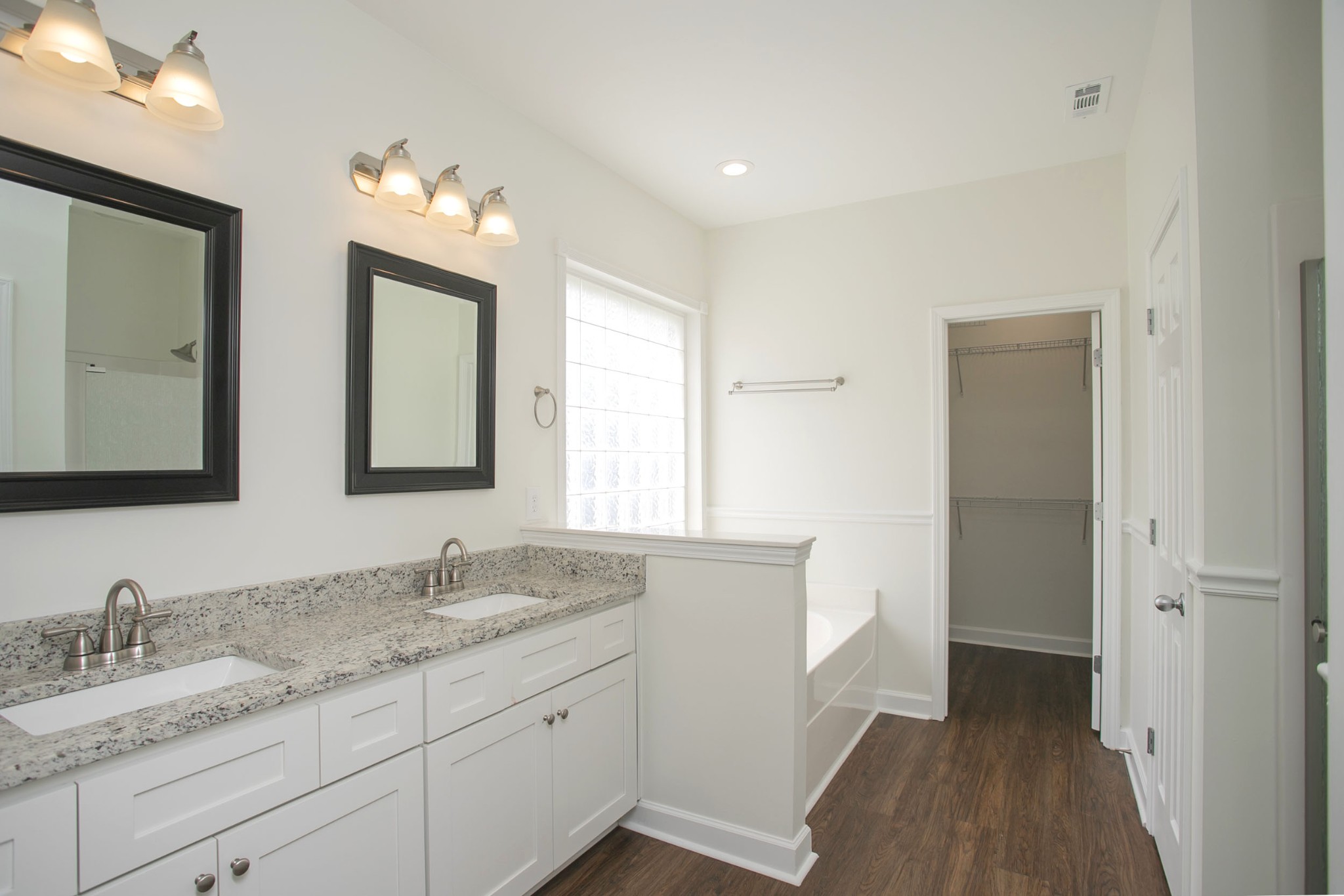 1837 Woodland Farms Ct