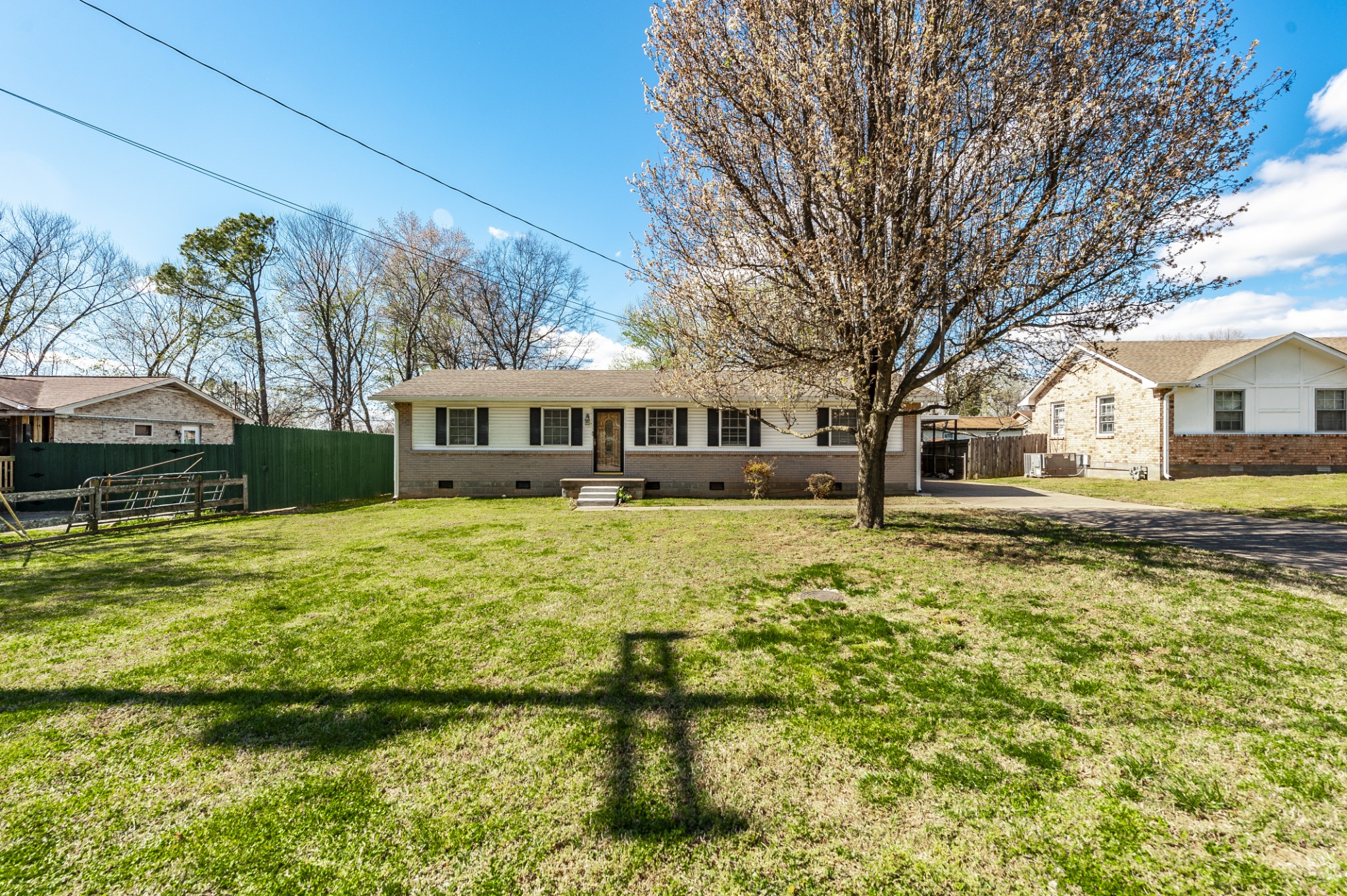 4912 Big Horn Dr