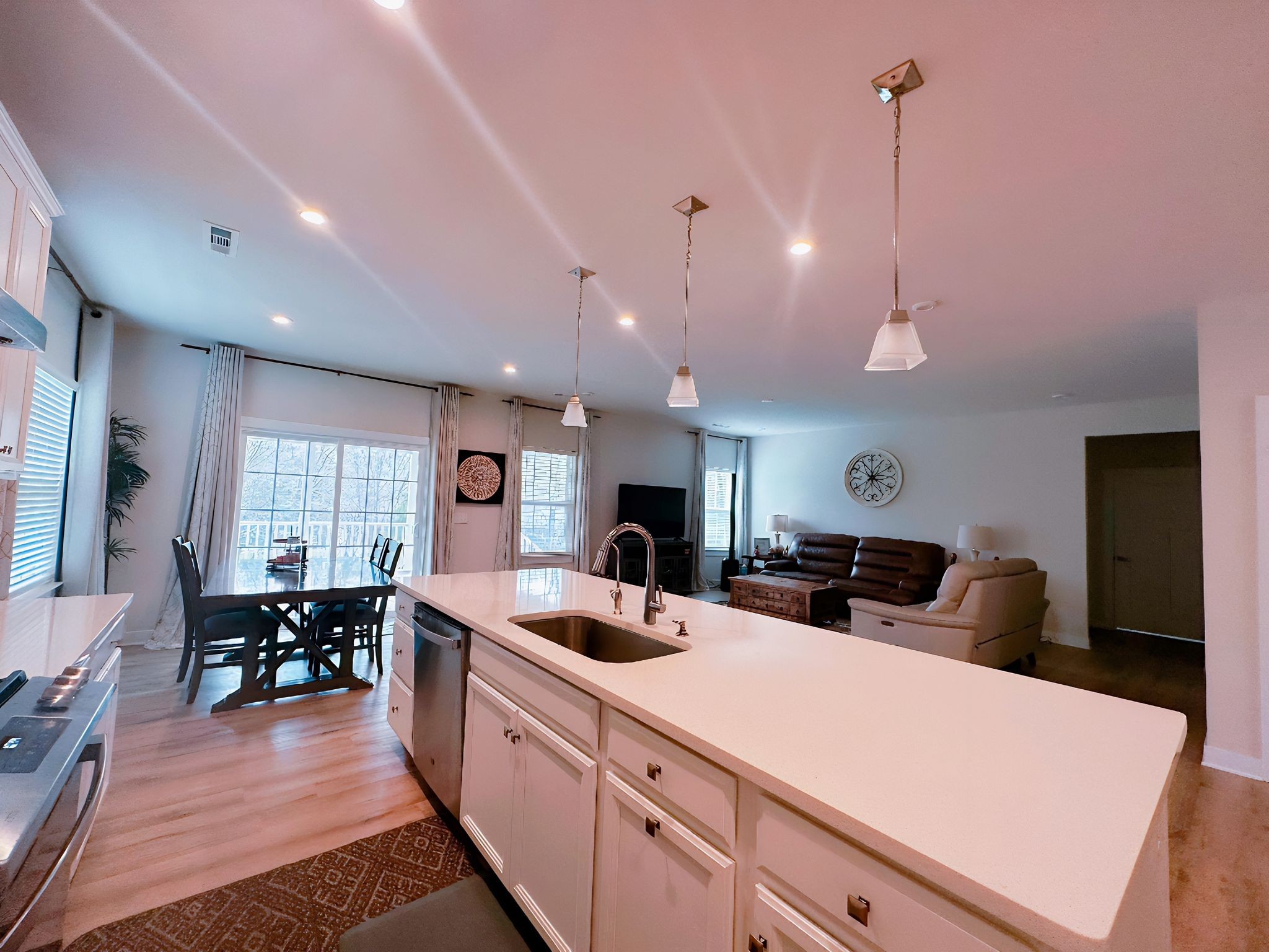 1122 Watermark Way