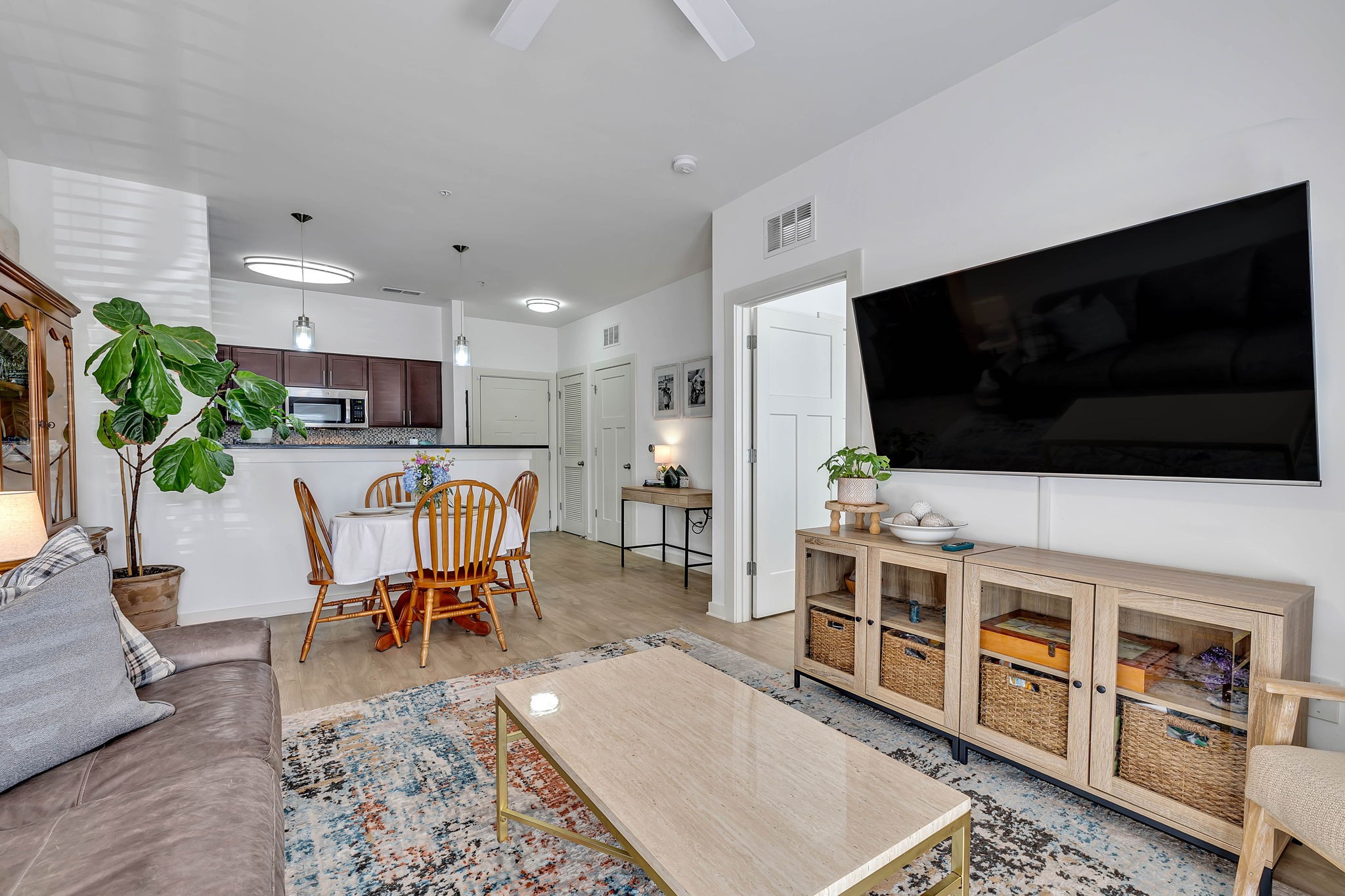 410 Rosedale Ave Unit: 110