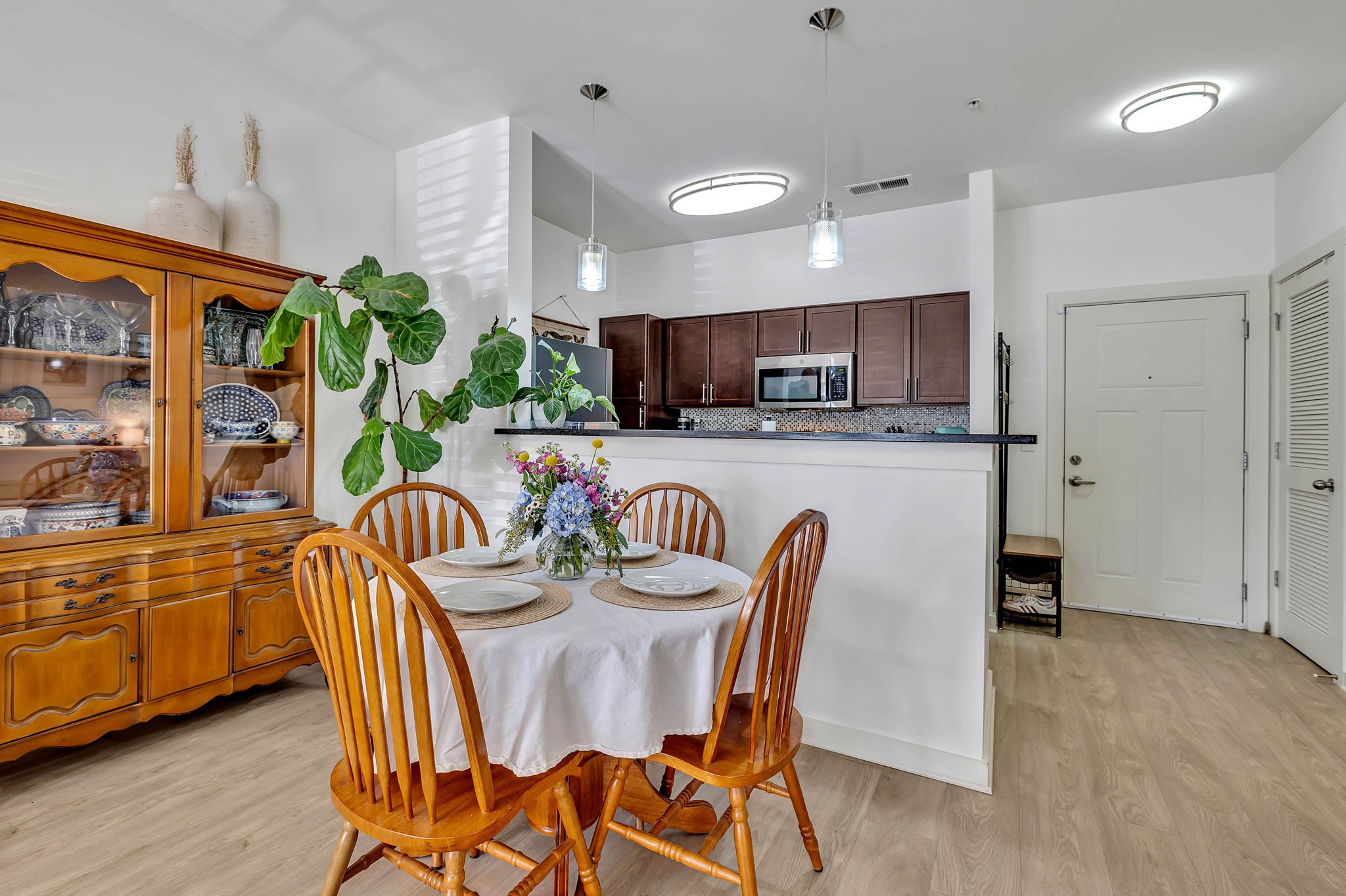 410 Rosedale Ave Unit: 110