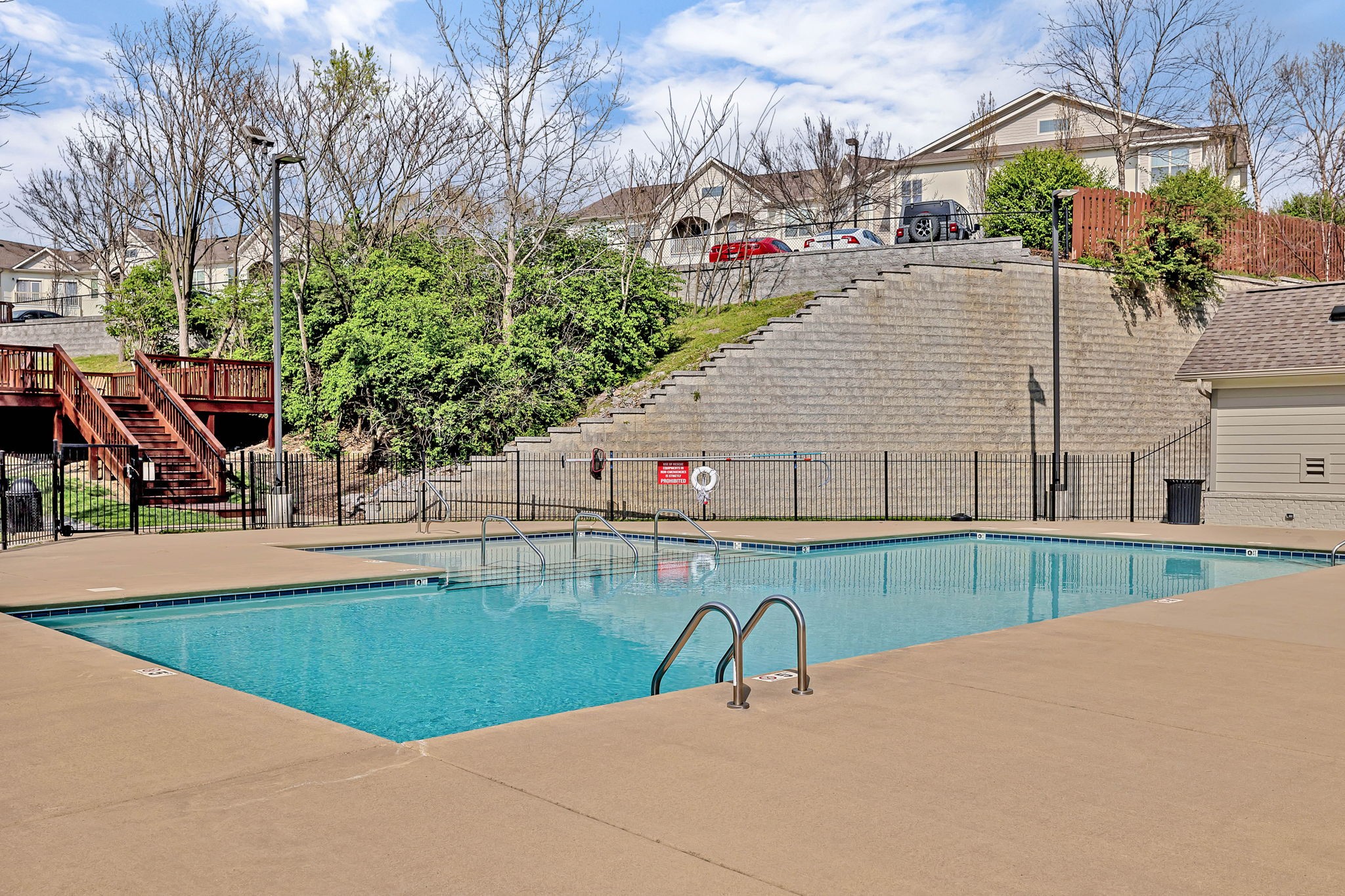 410 Rosedale Ave Unit: 110