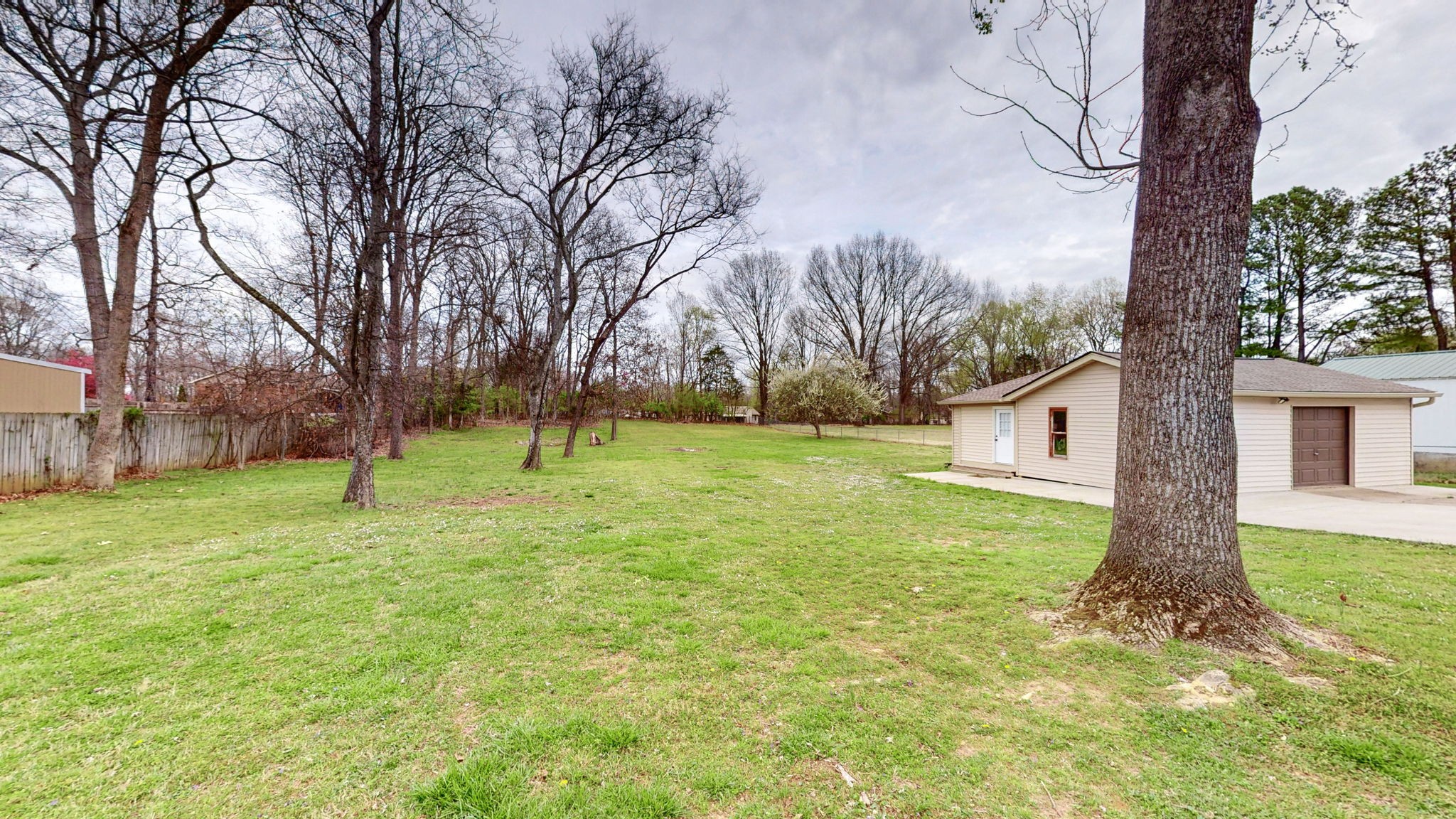 3052 Dell Dr