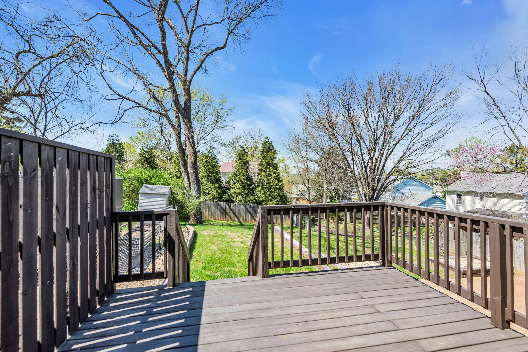 5005 English Village Dr