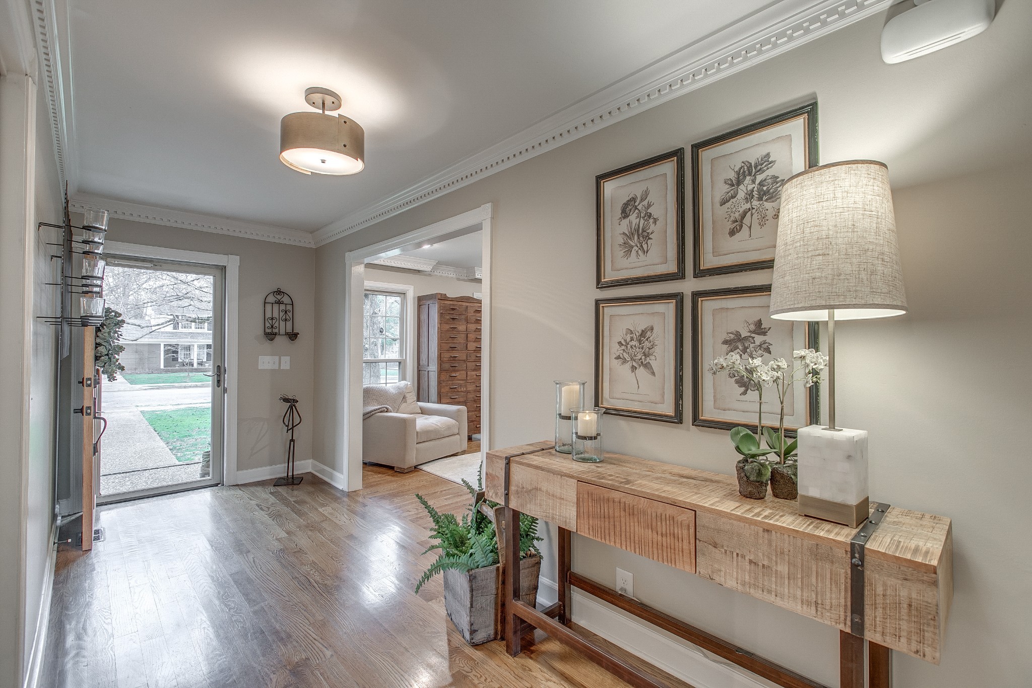 727 Cherokee Ct