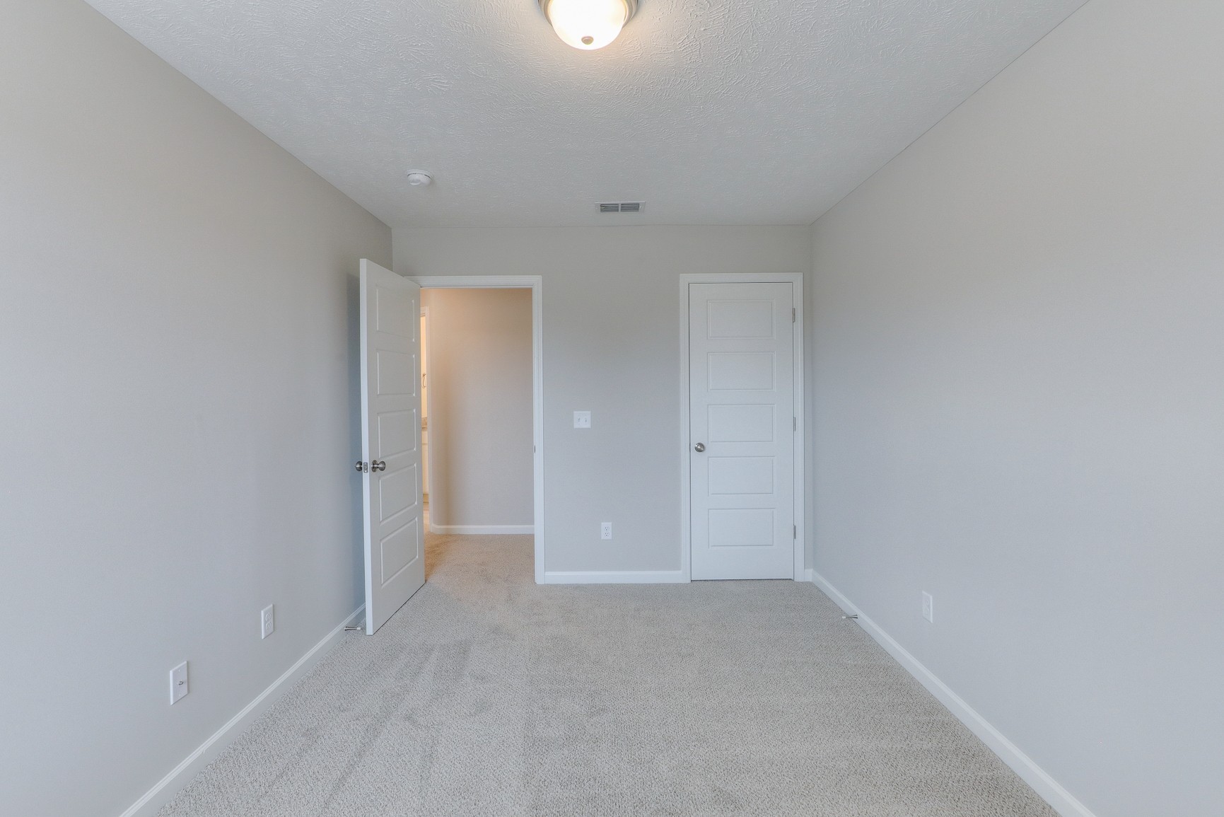 4220 Spyglass Dr