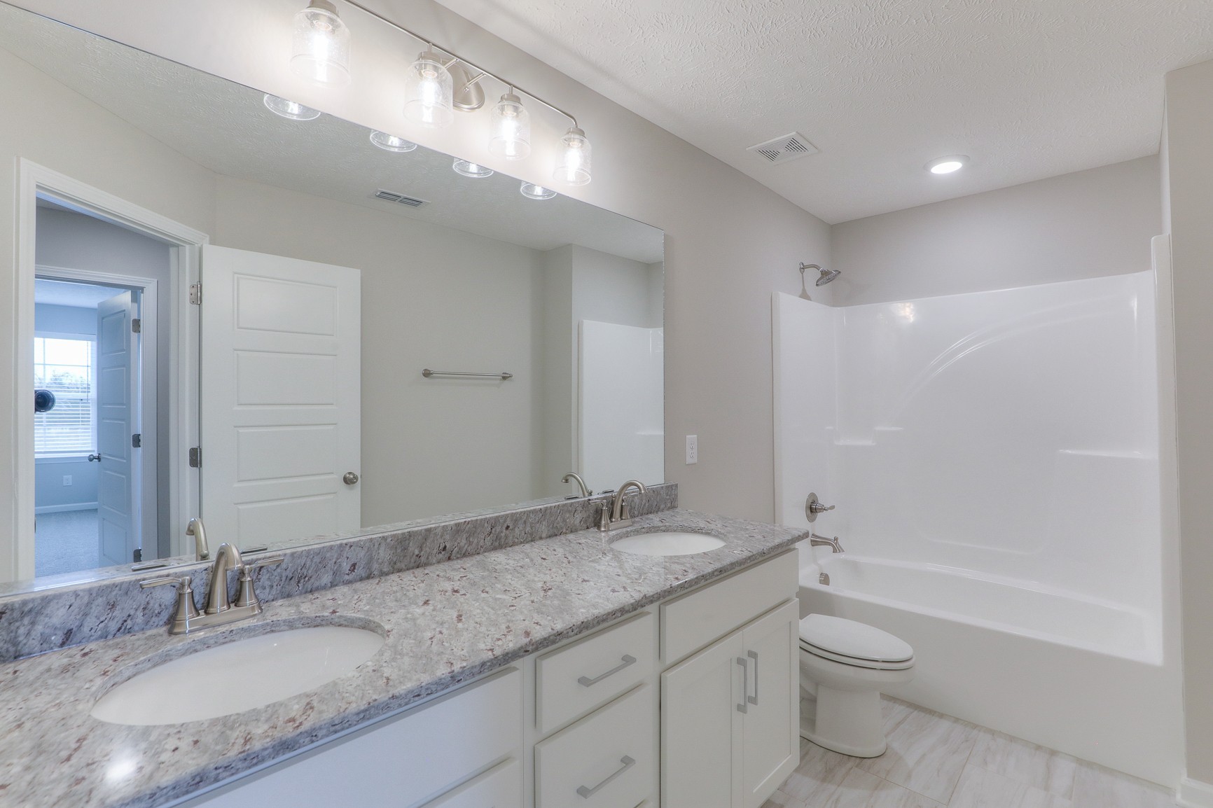 4220 Spyglass Dr