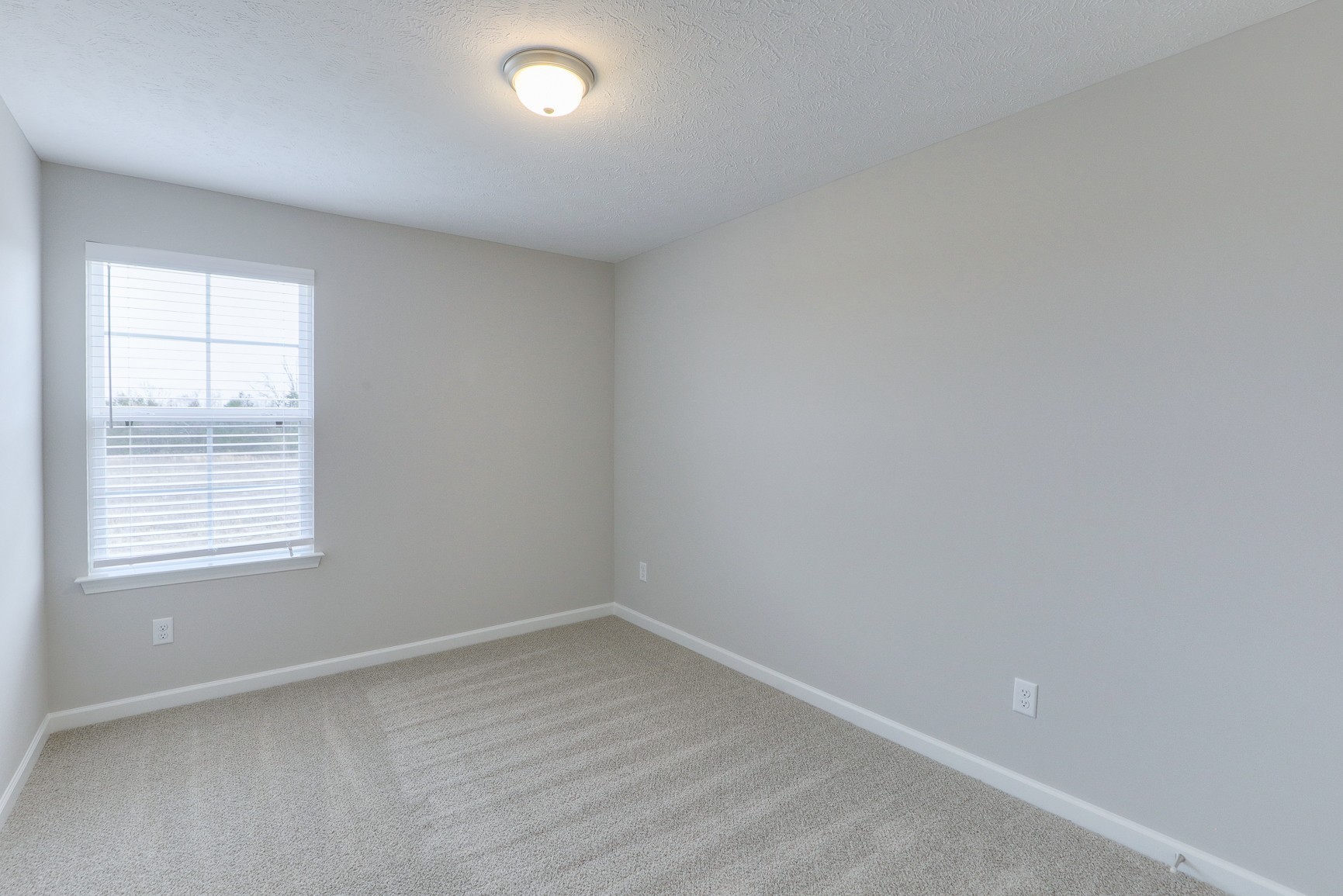 4220 Spyglass Dr