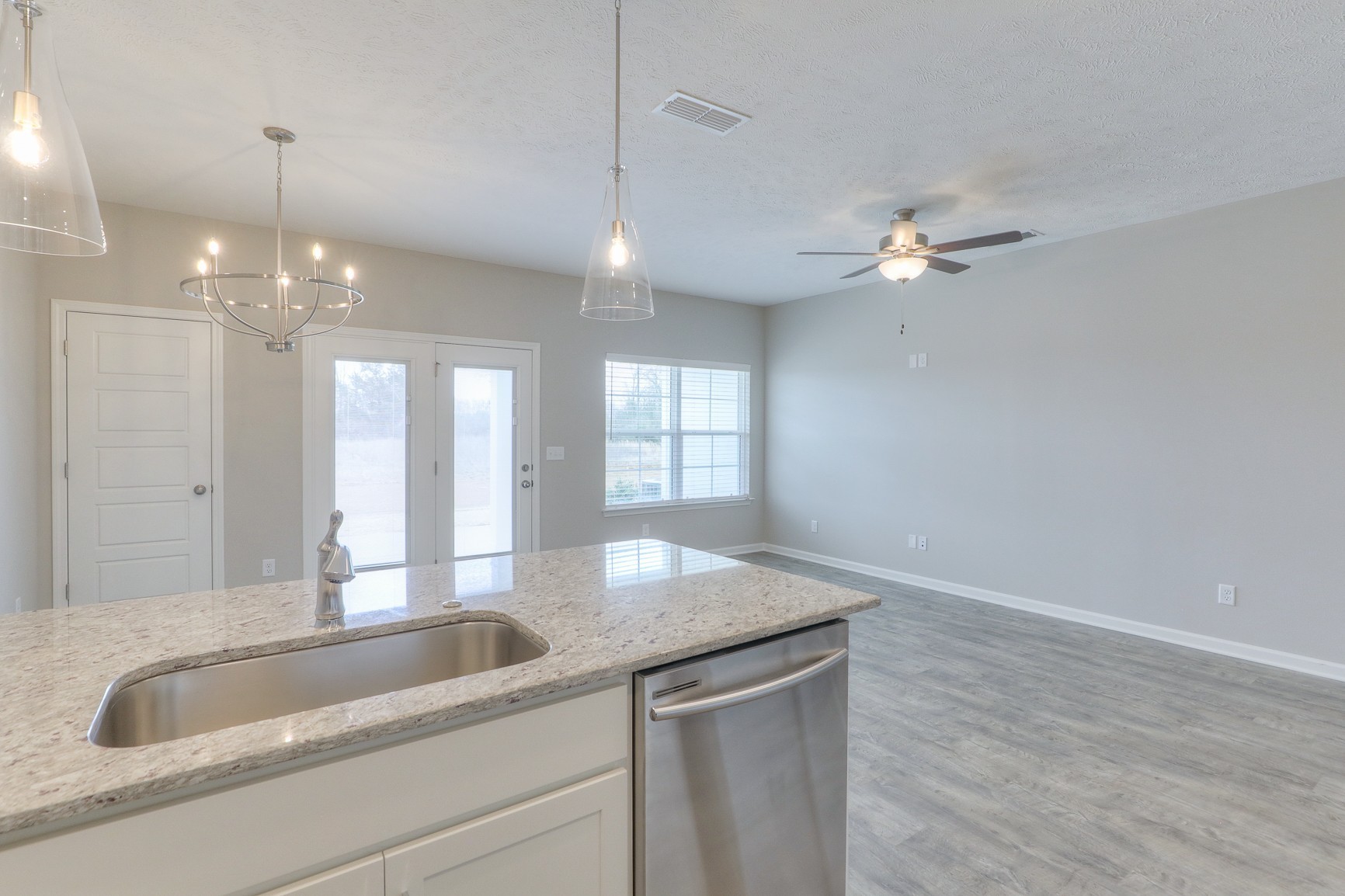 4220 Spyglass Dr