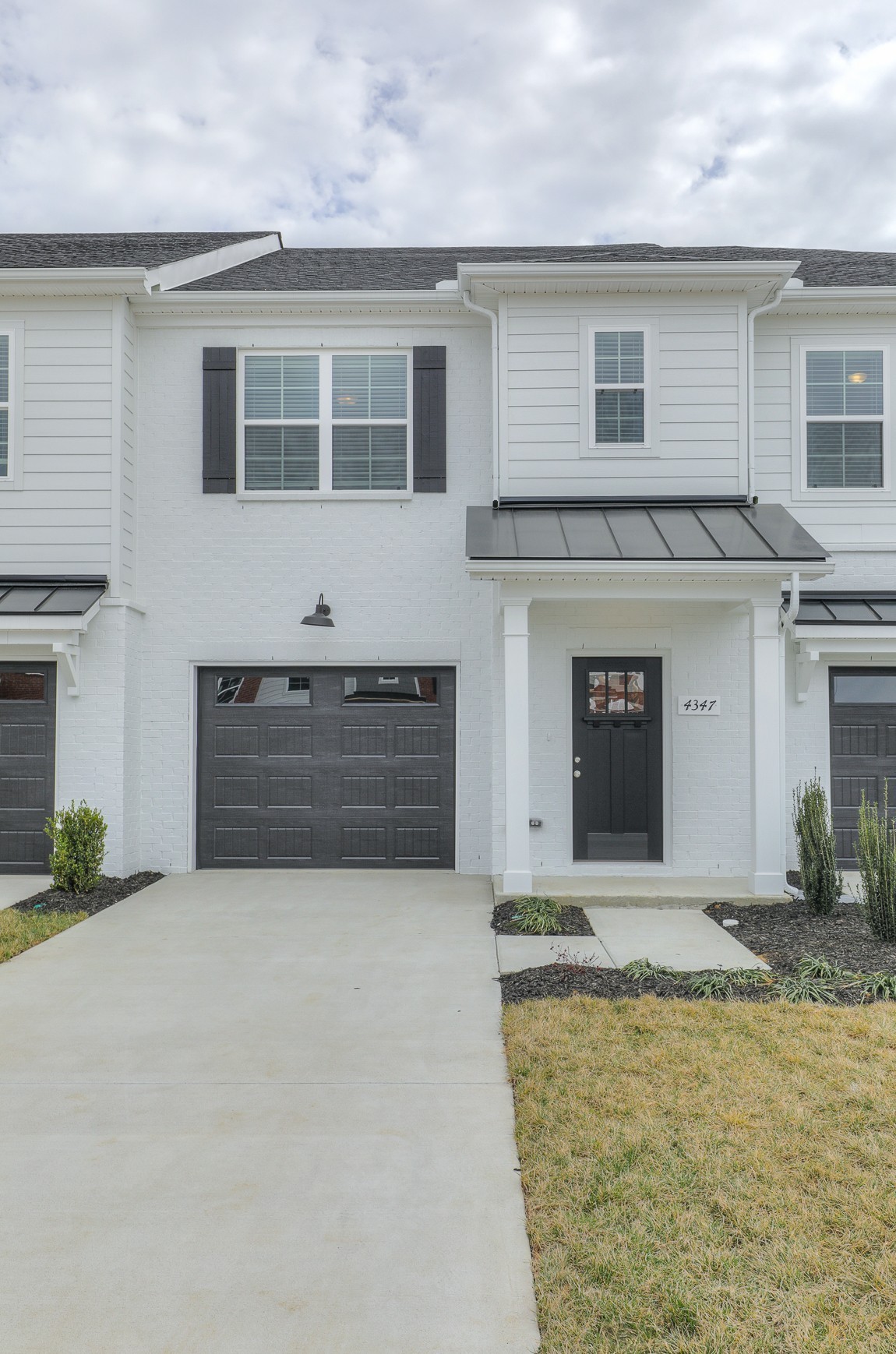 4220 Spyglass Dr