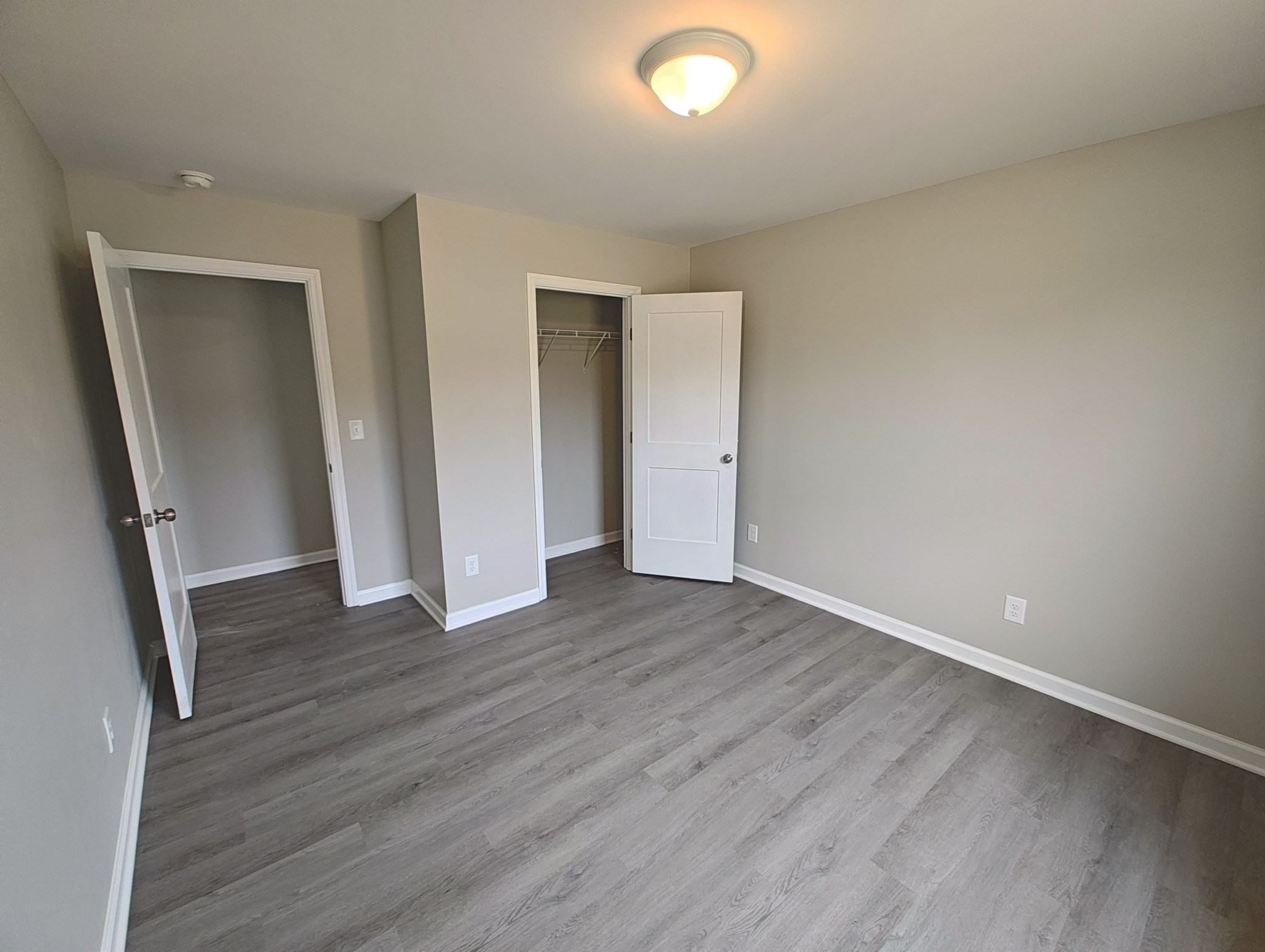 671 W Main St