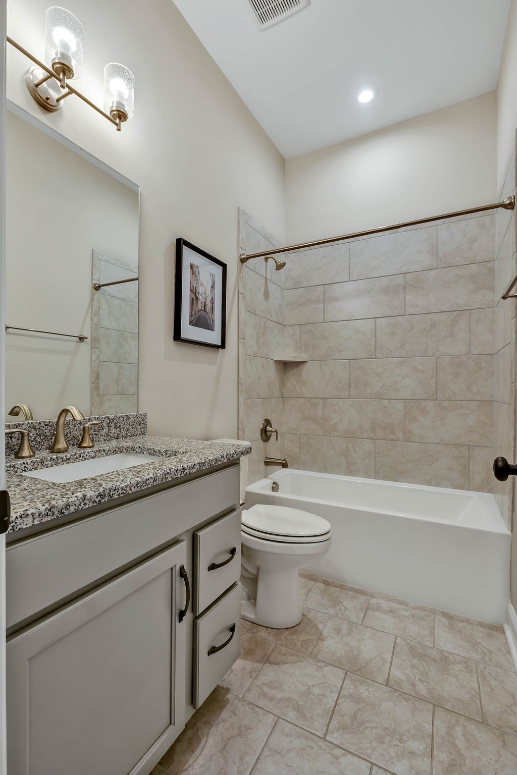 627 Silva Ln