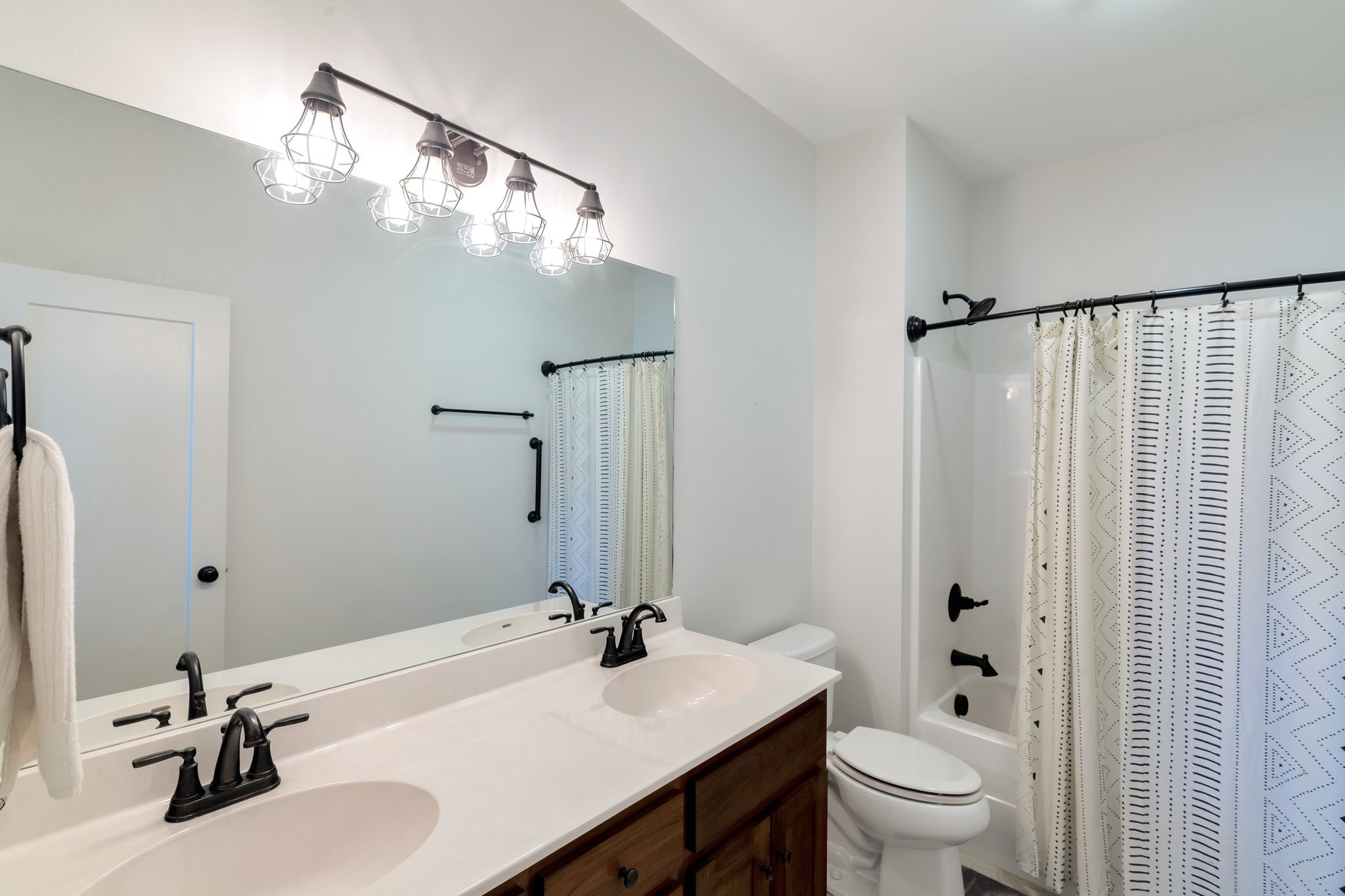 405 Coles Ferry Pike