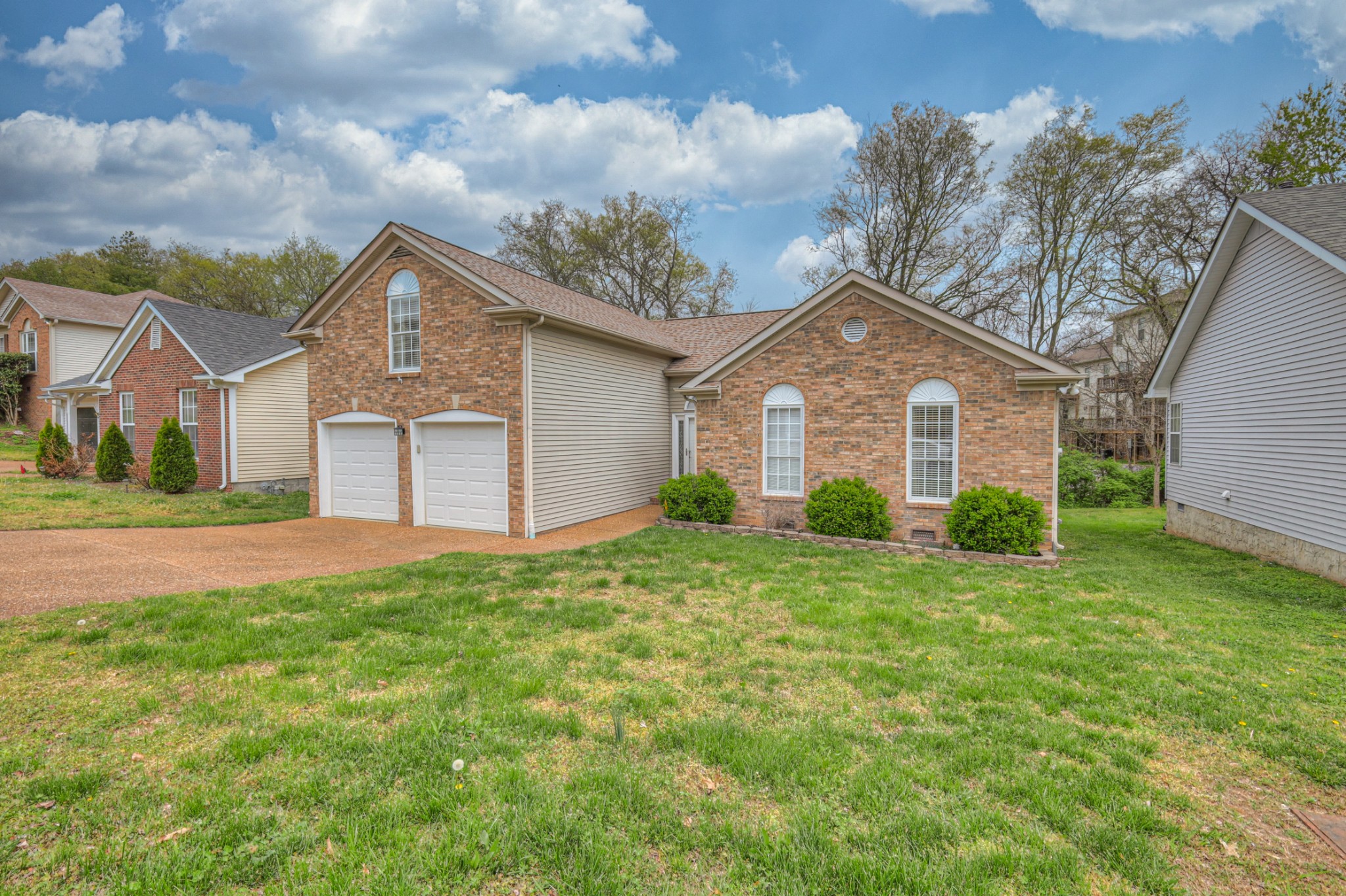 1652 Aaronwood Dr