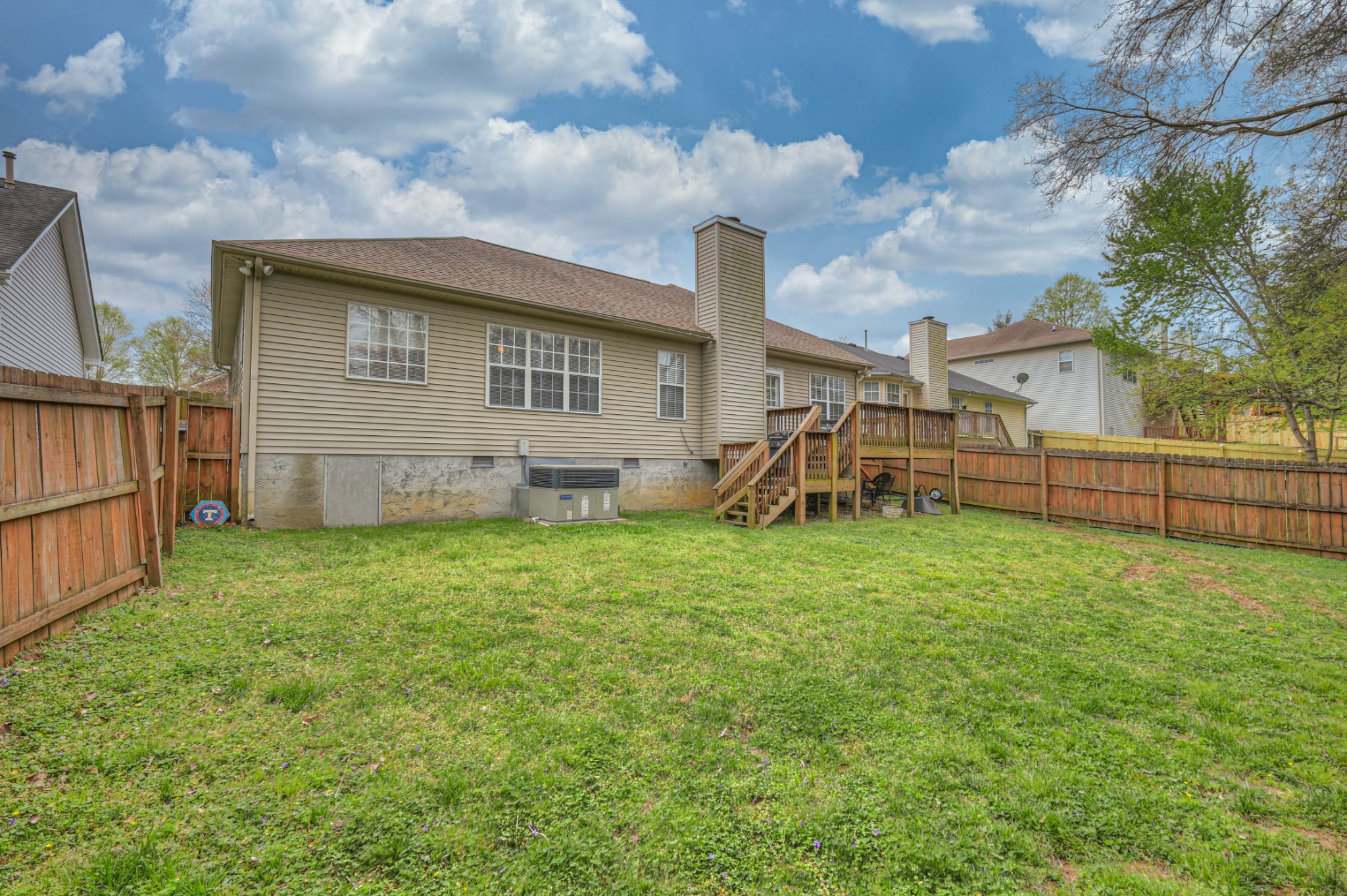 1652 Aaronwood Dr