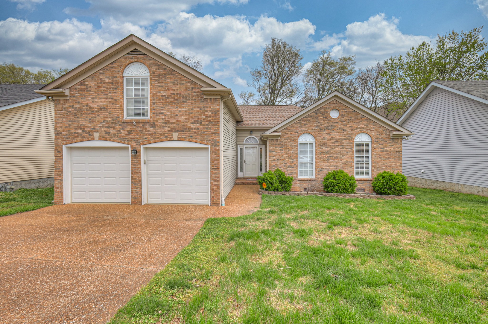 1652 Aaronwood Dr