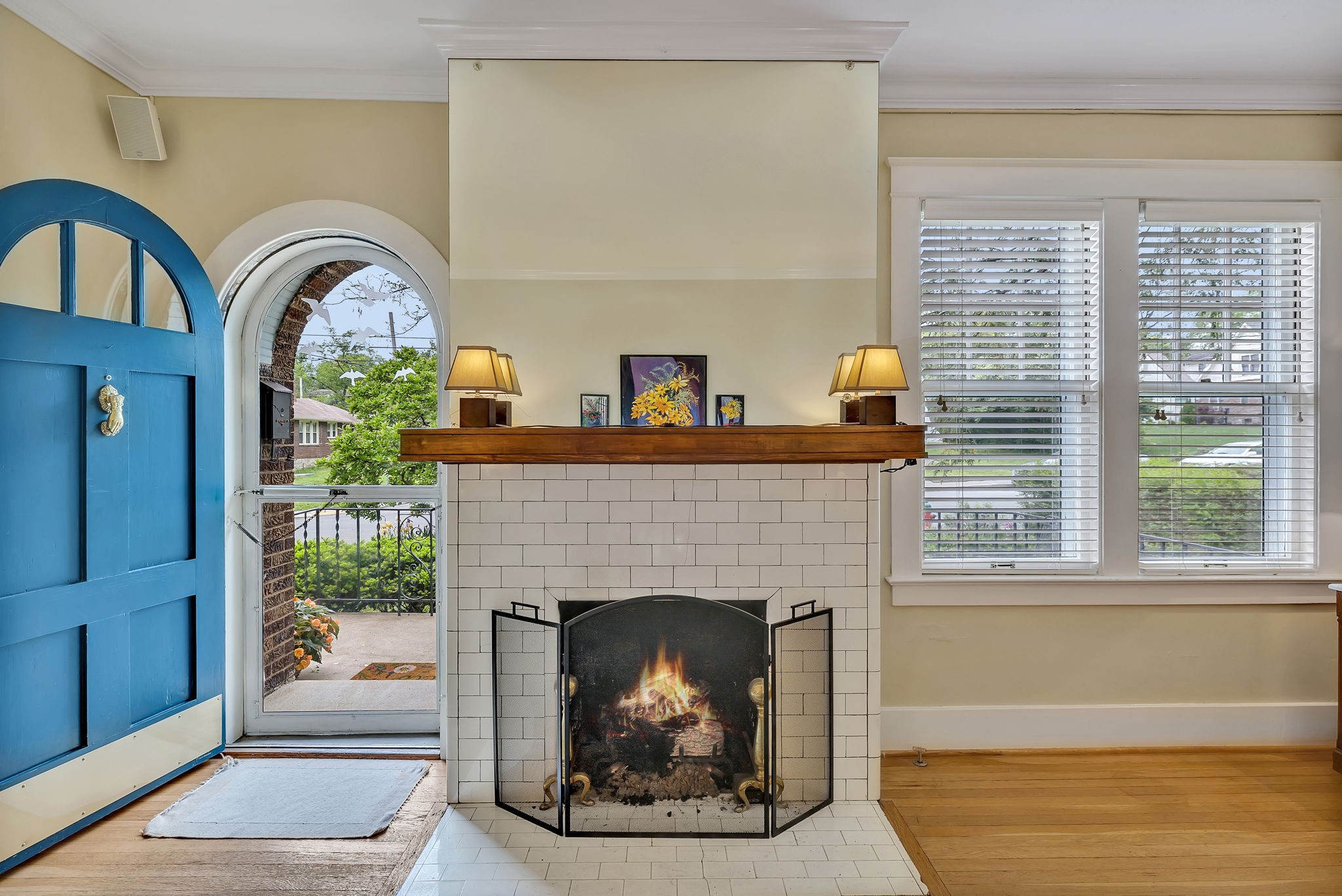 2503 W Linden Ave