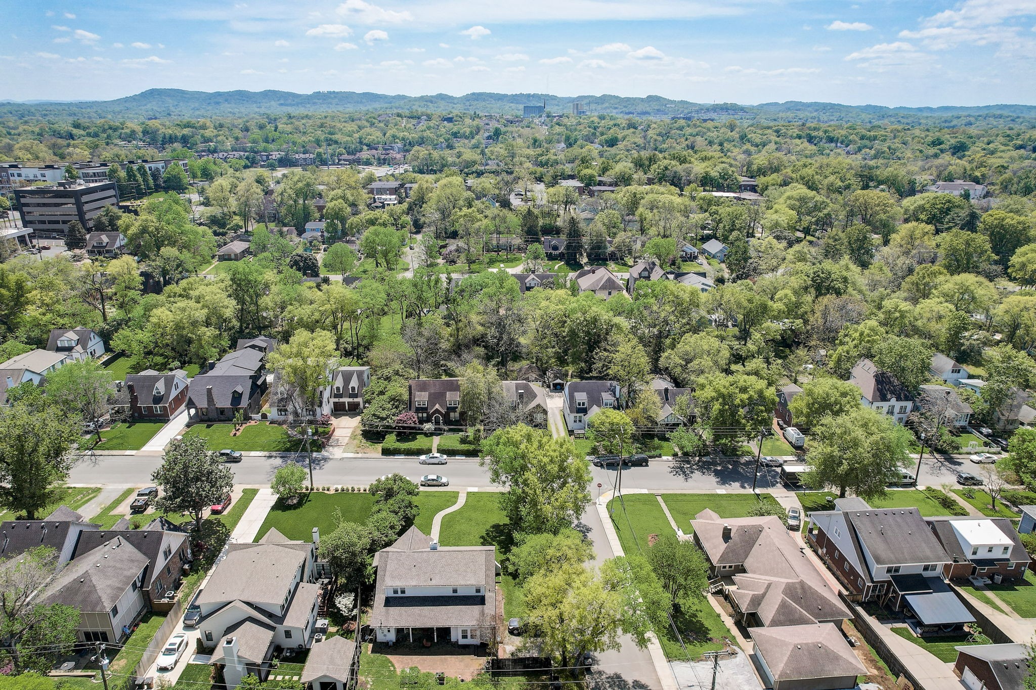 2503 W Linden Ave