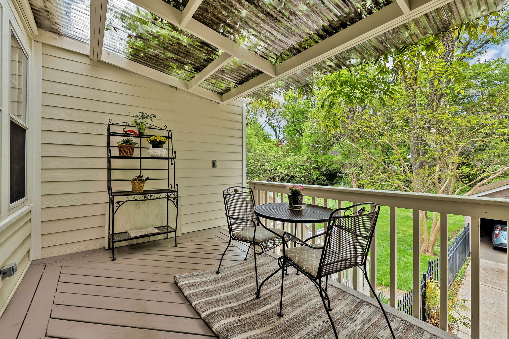 2503 W Linden Ave