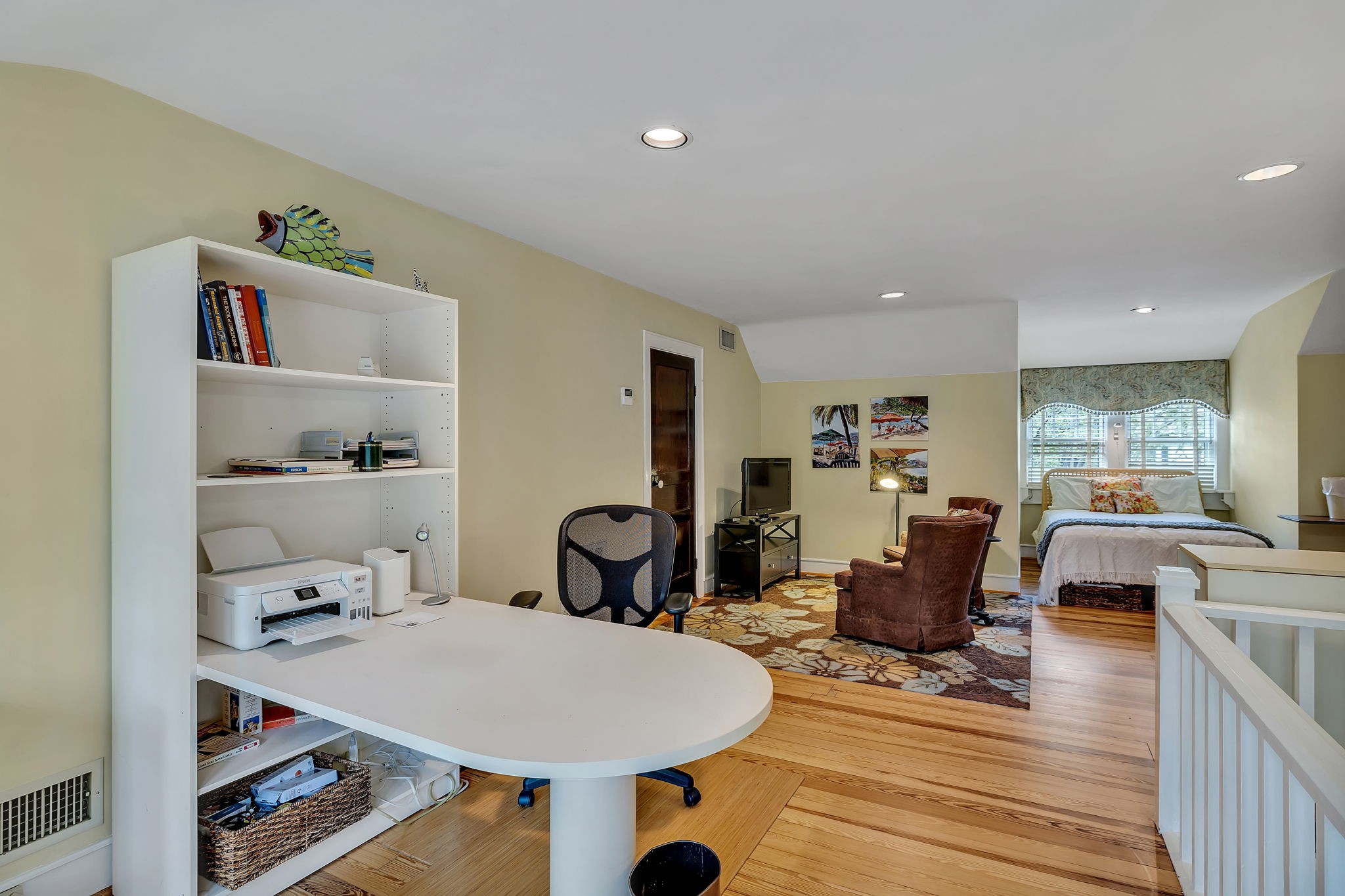 2503 W Linden Ave