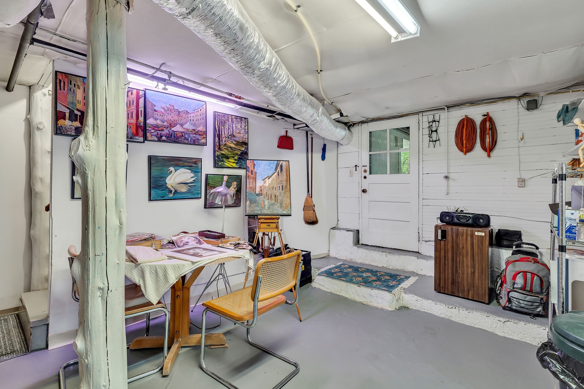 2503 W Linden Ave