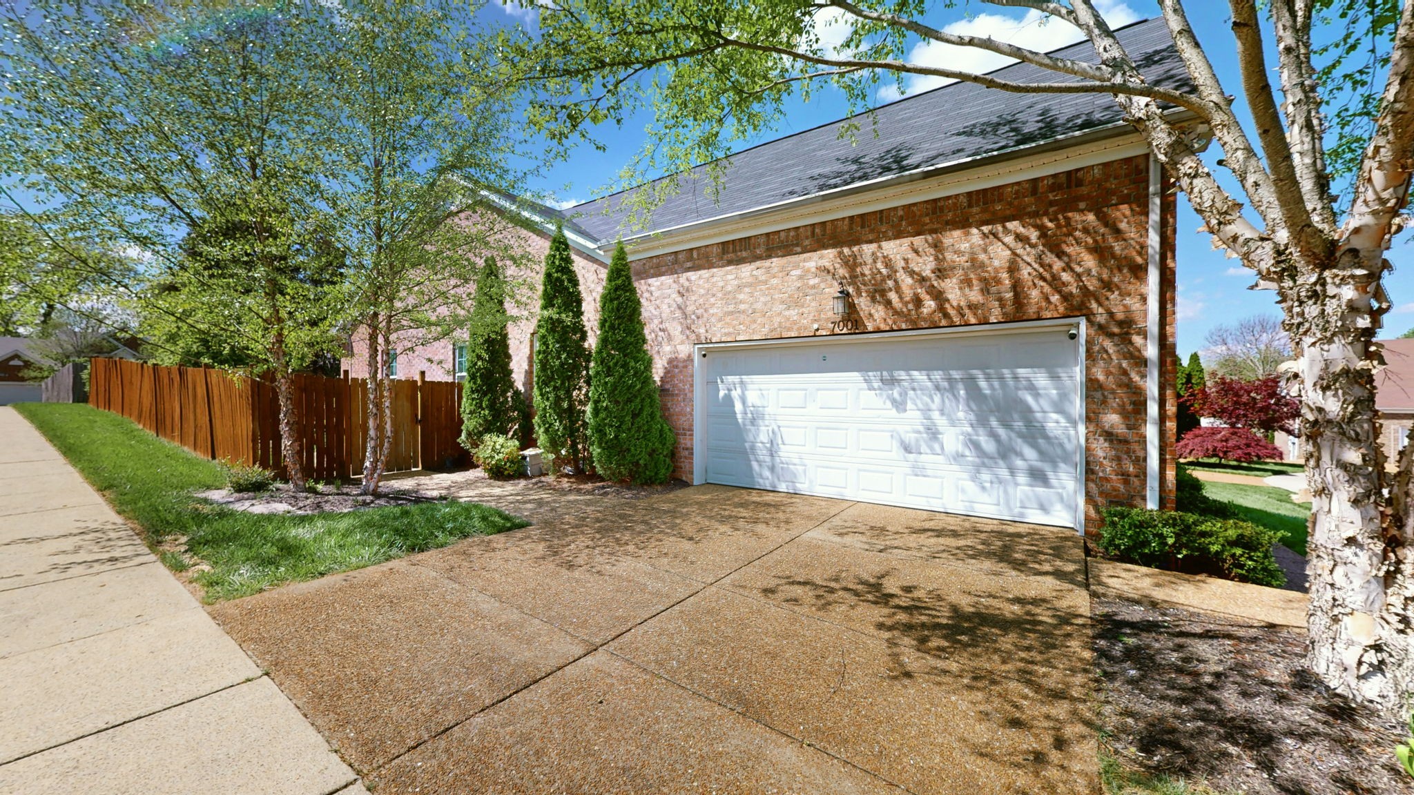 7001 Thrush Pl