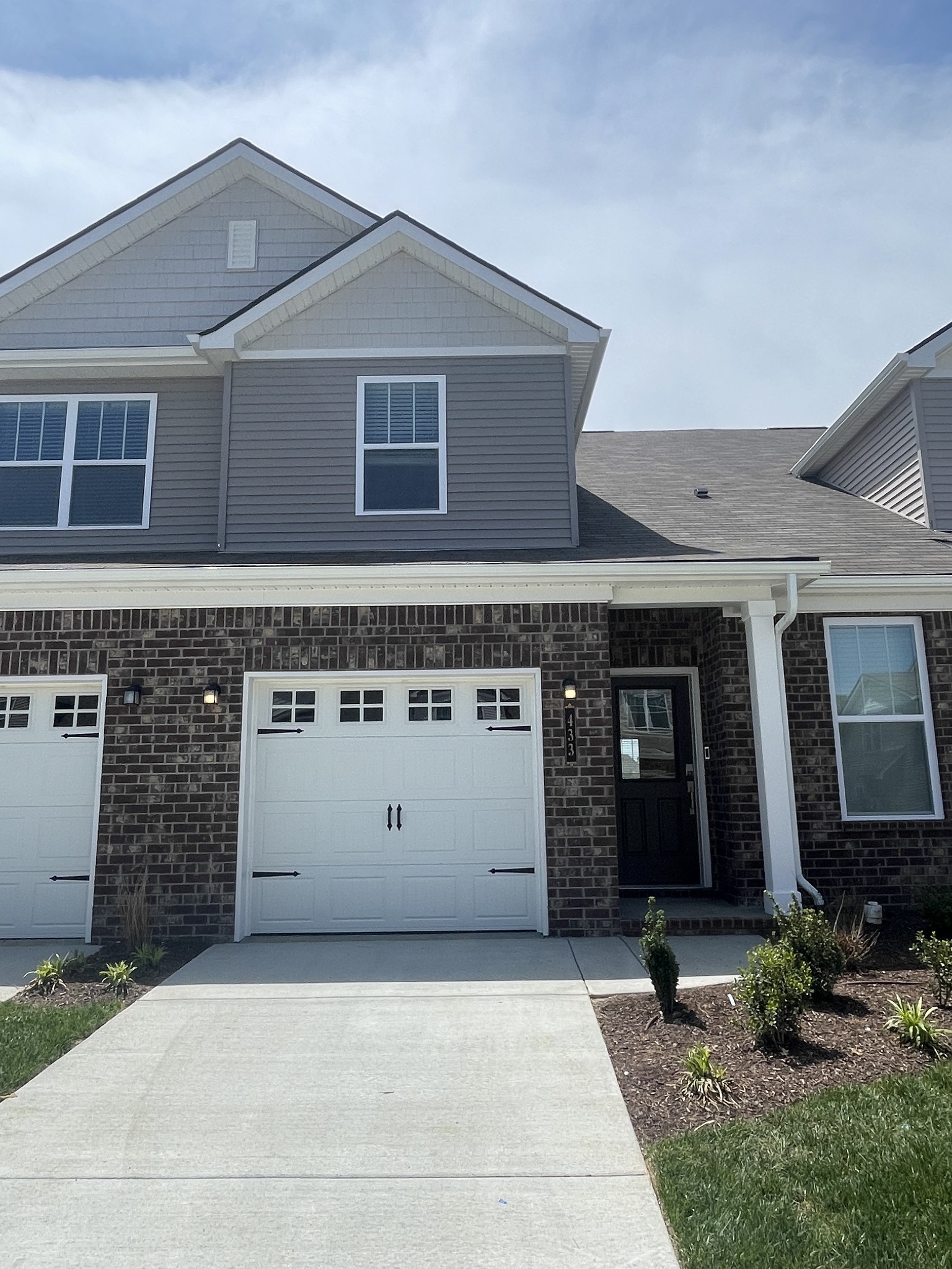 433 Alcott Way