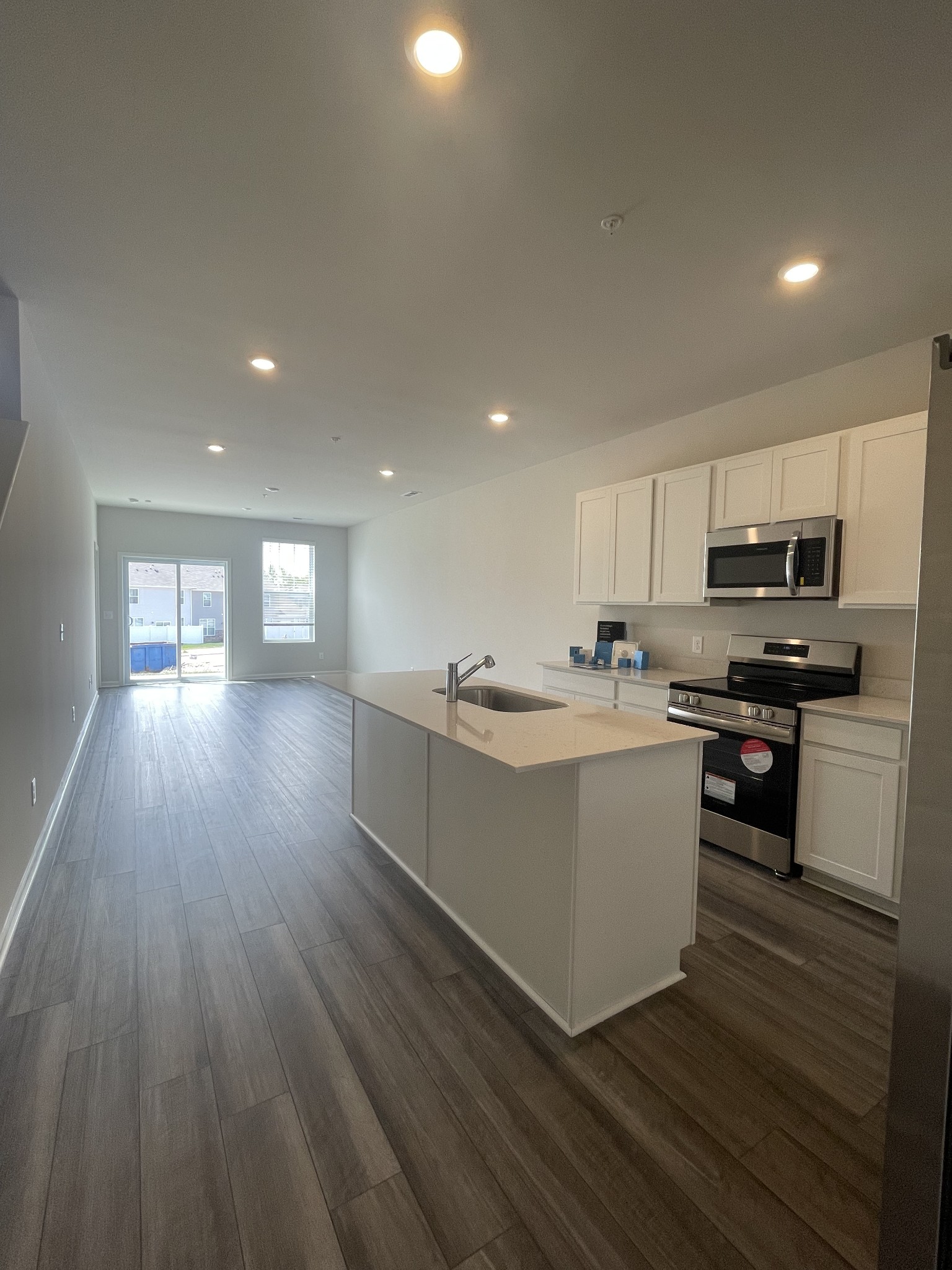 433 Alcott Way