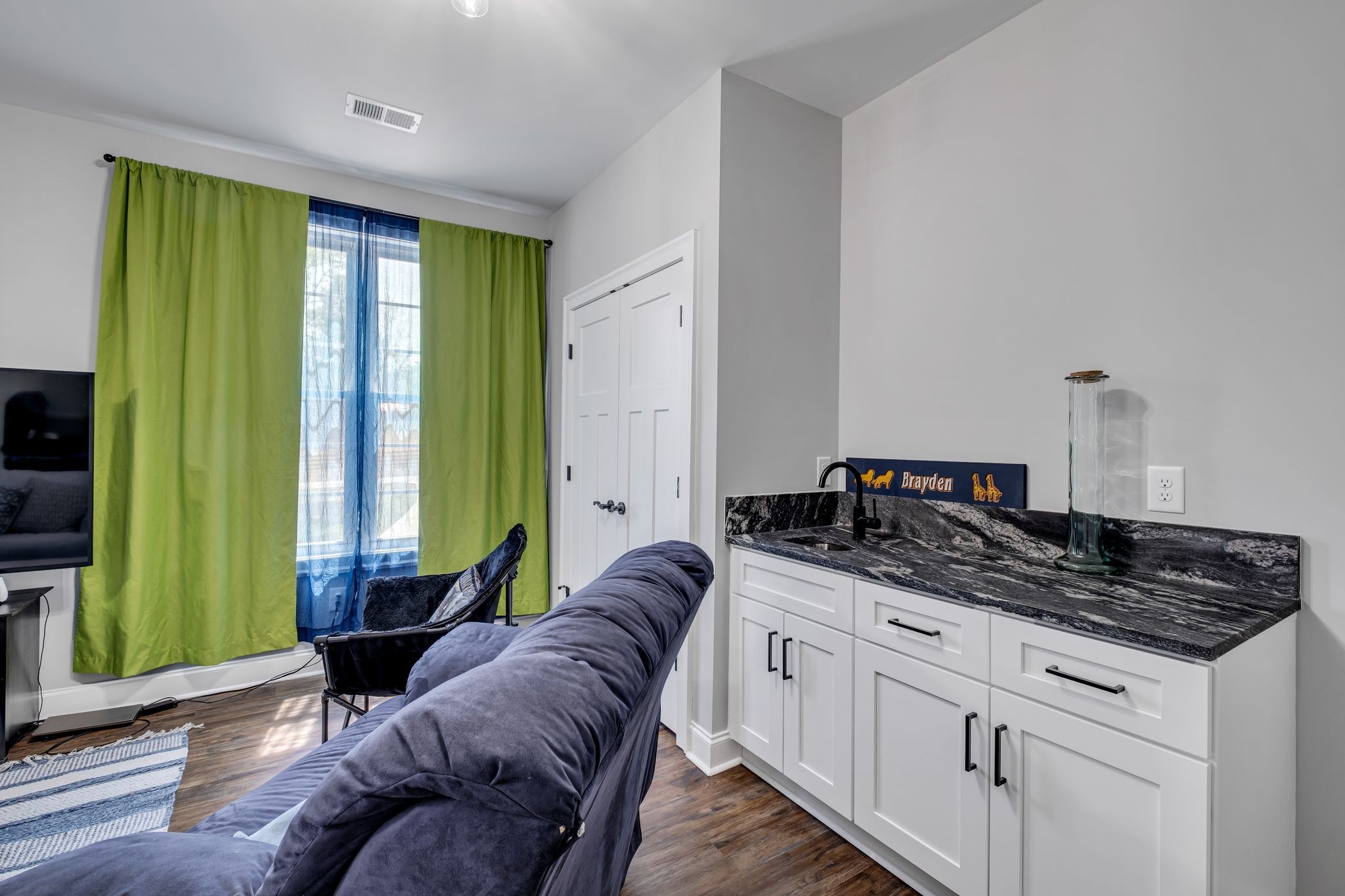 679 Davis Corner Rd