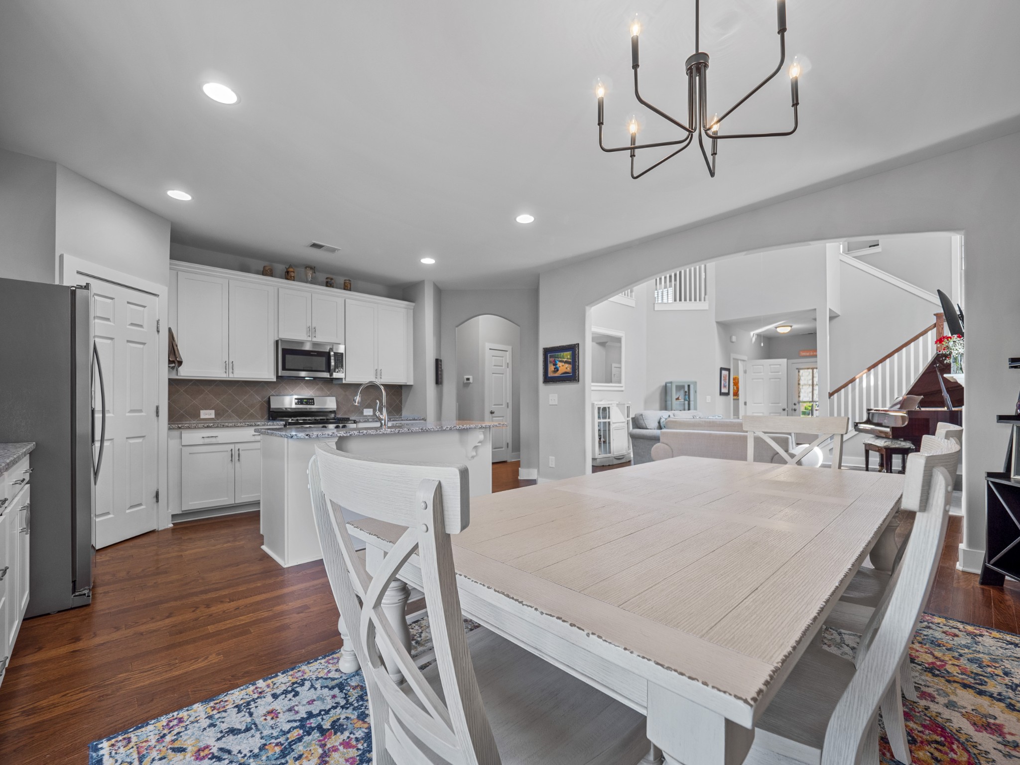 1627 Summit Rdg
