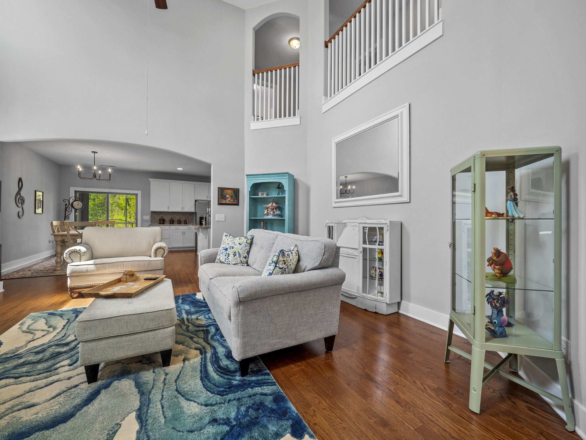 1627 Summit Rdg