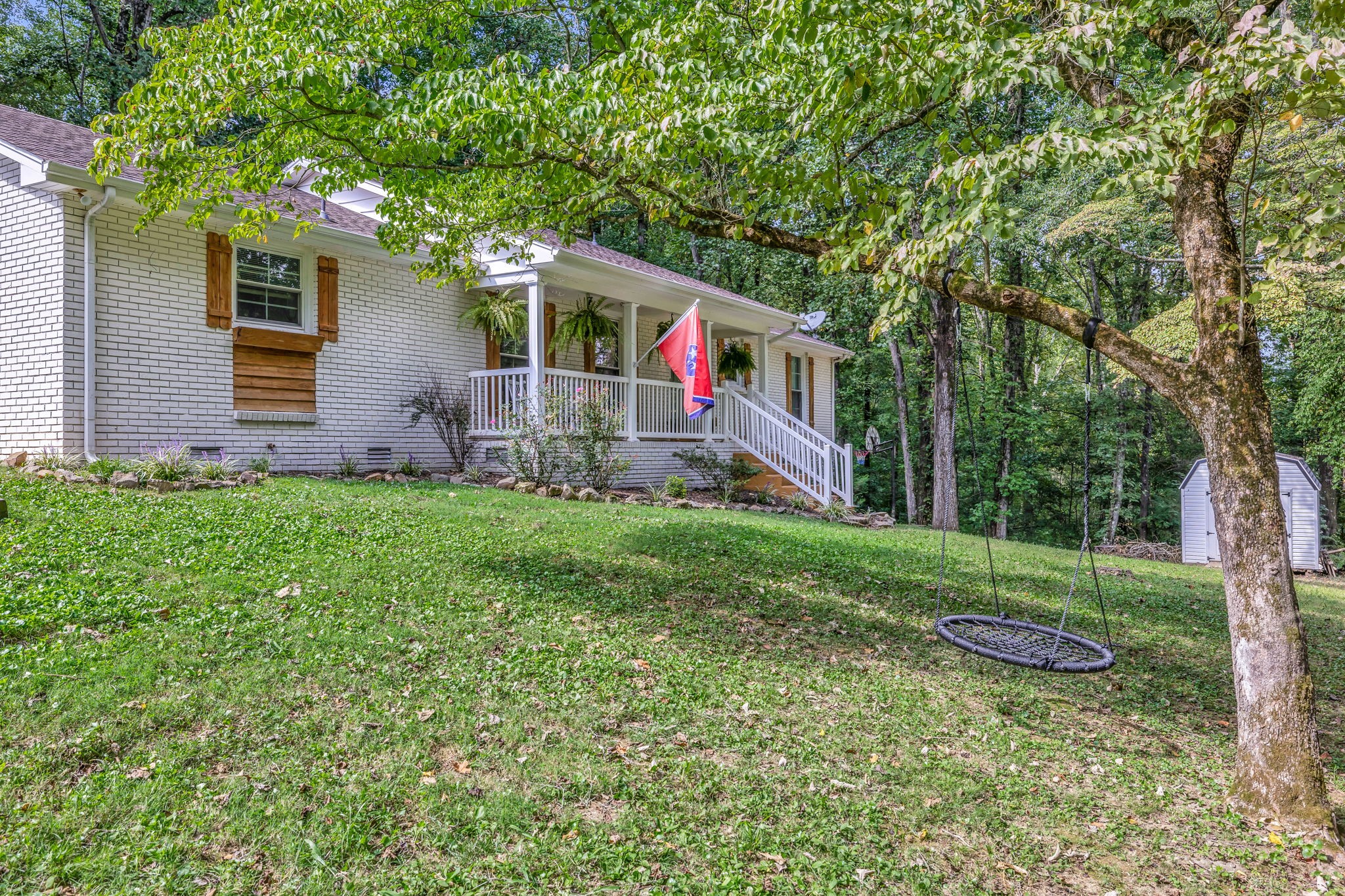 2825 Lockertsville Rd