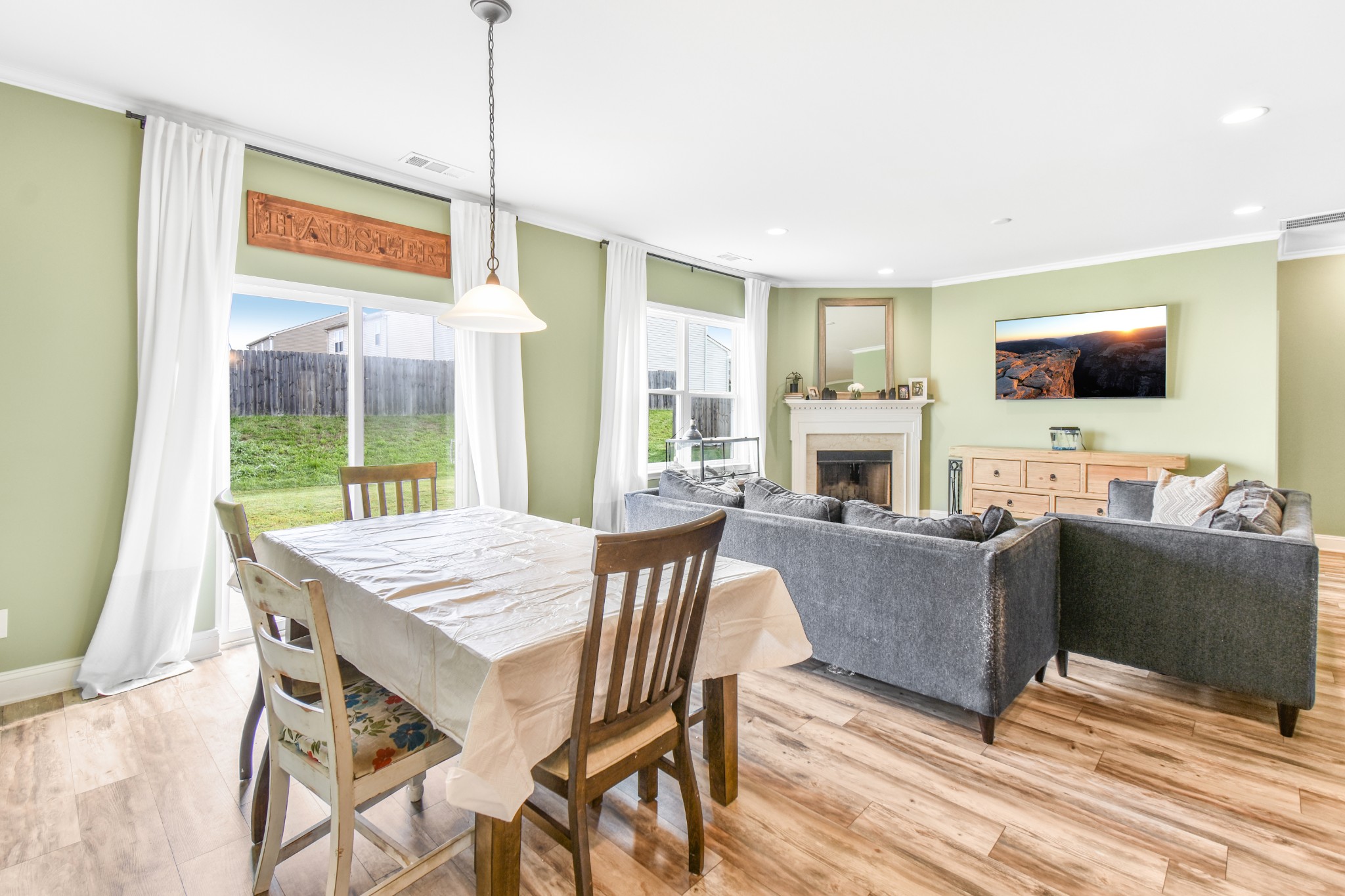 1407 Old Stone Rd
