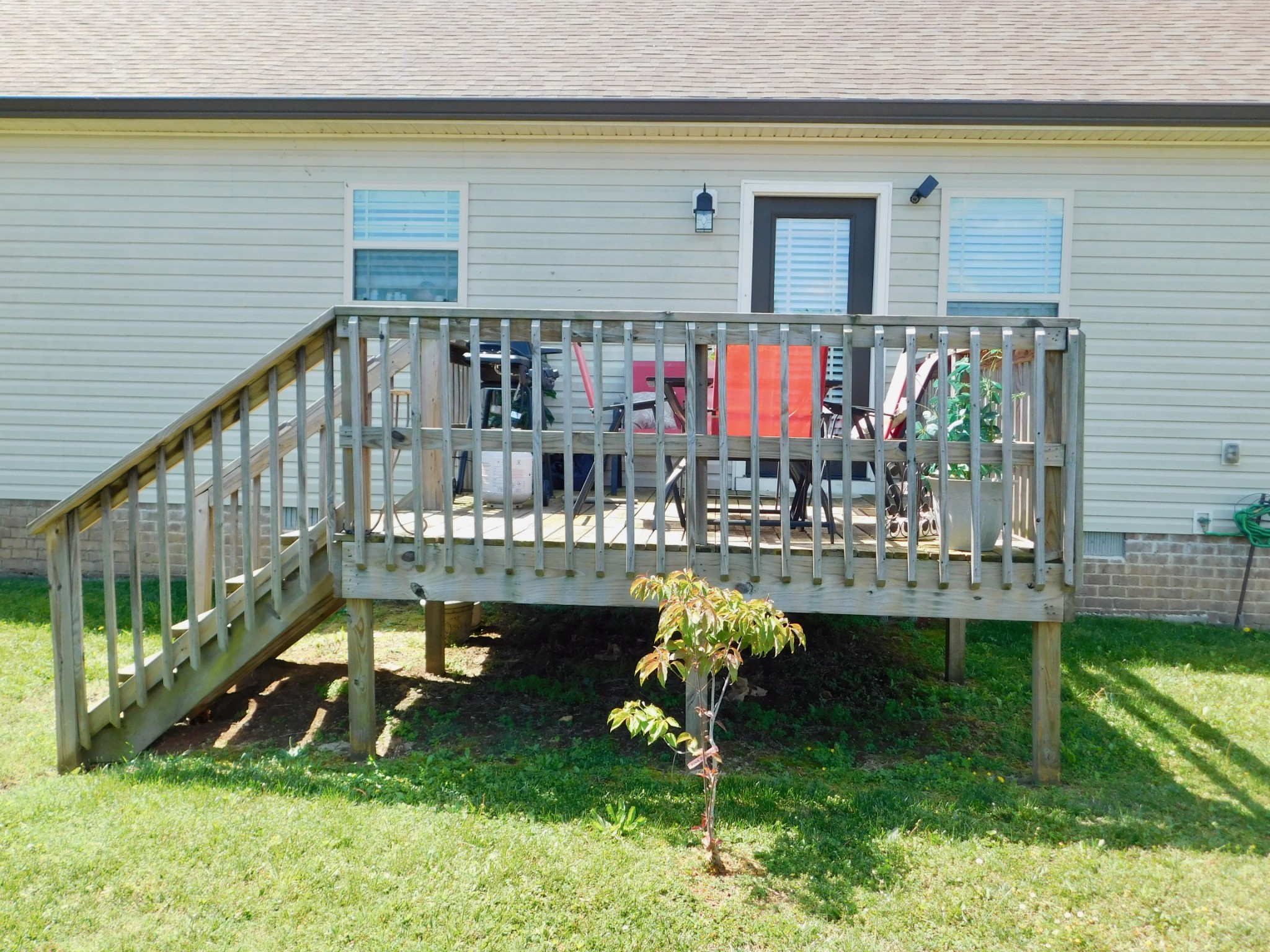 32 Al White Dr