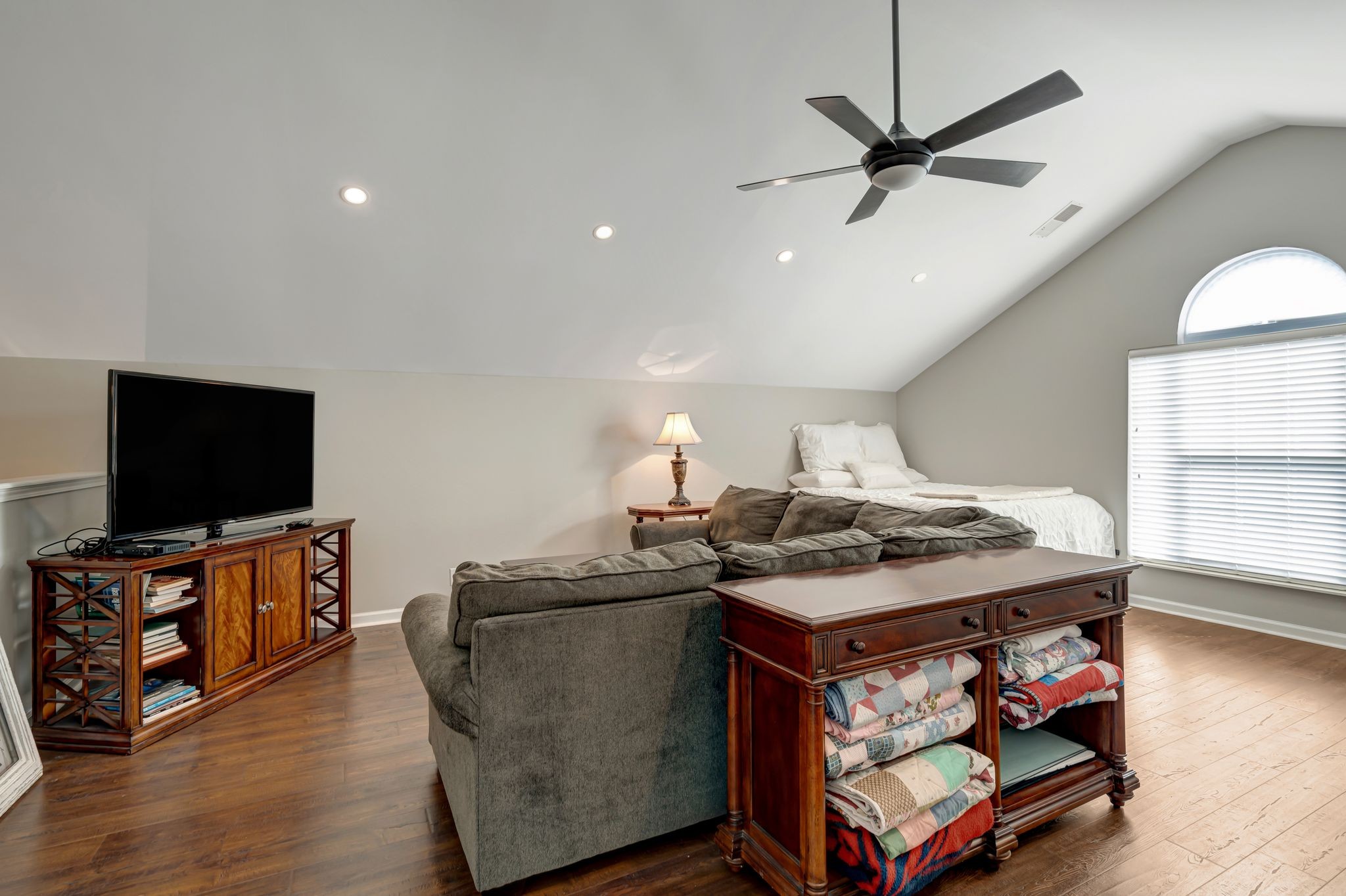 1812 Woodland Farms Ct