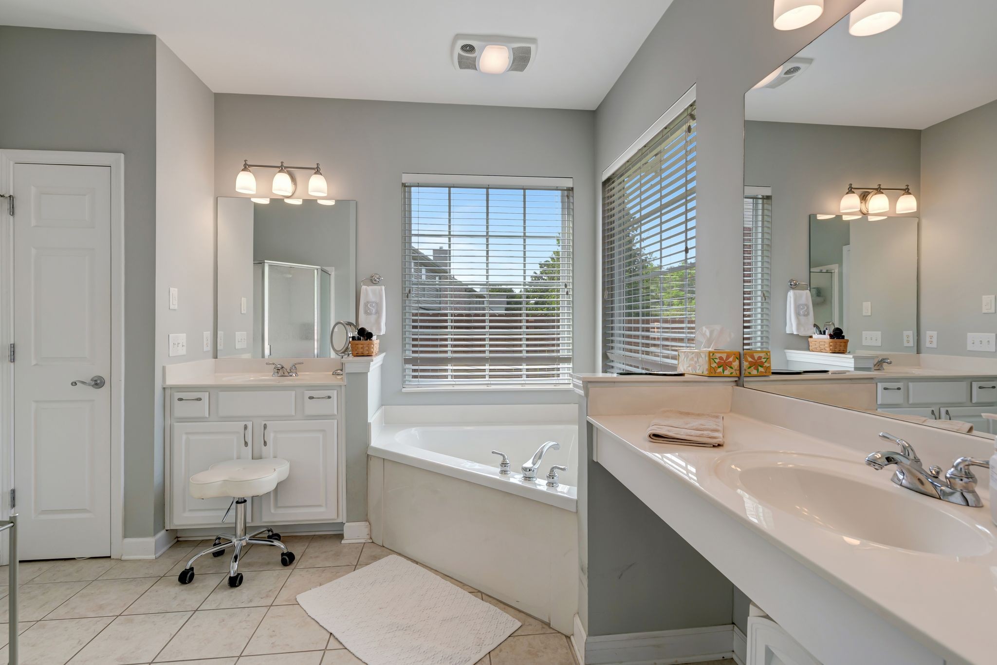 1812 Woodland Farms Ct