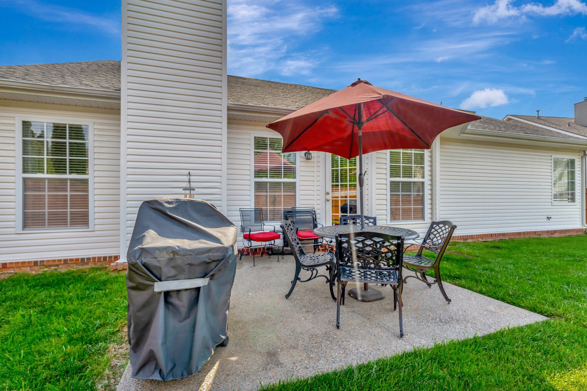 1812 Woodland Farms Ct