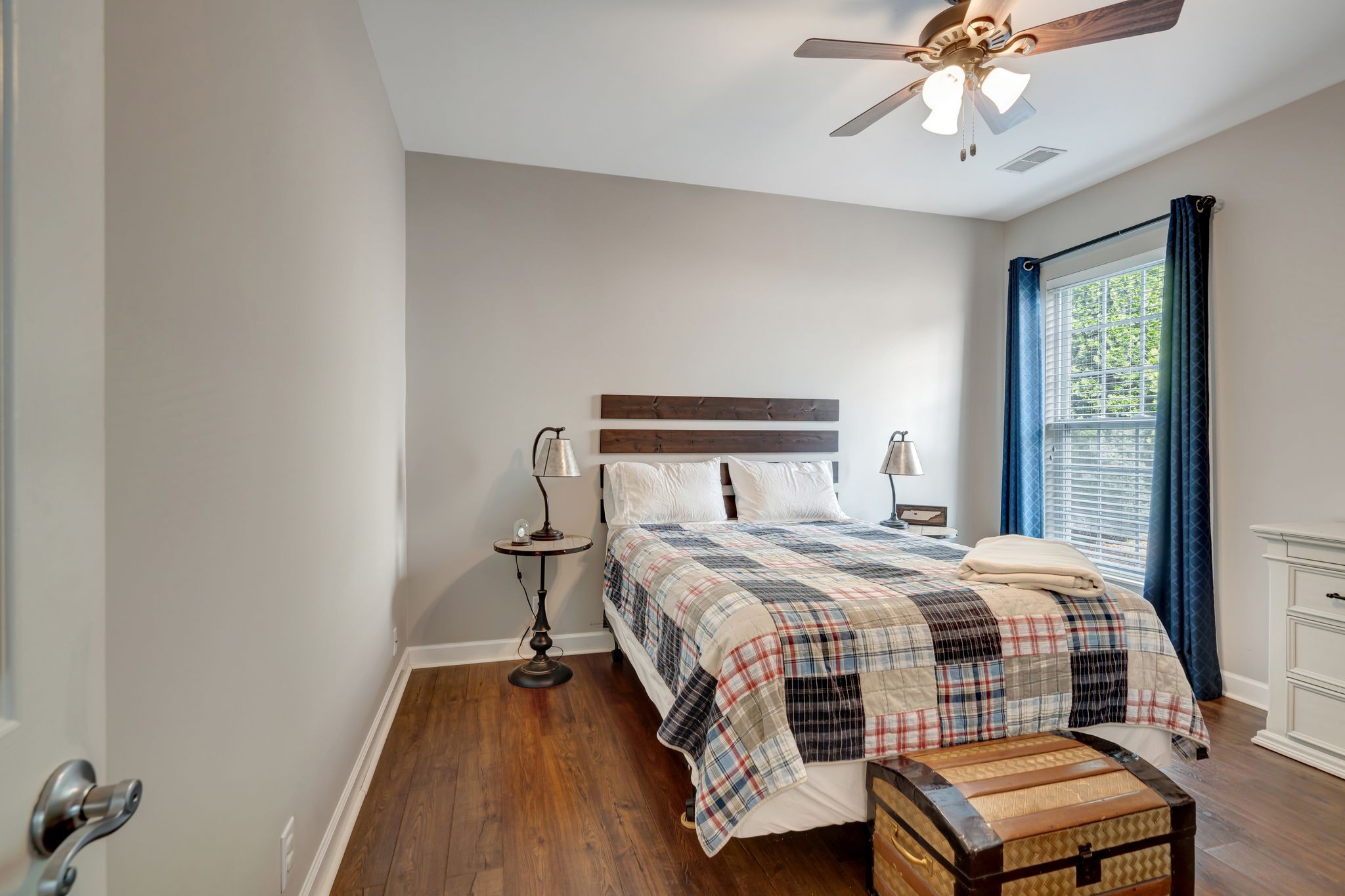 1812 Woodland Farms Ct