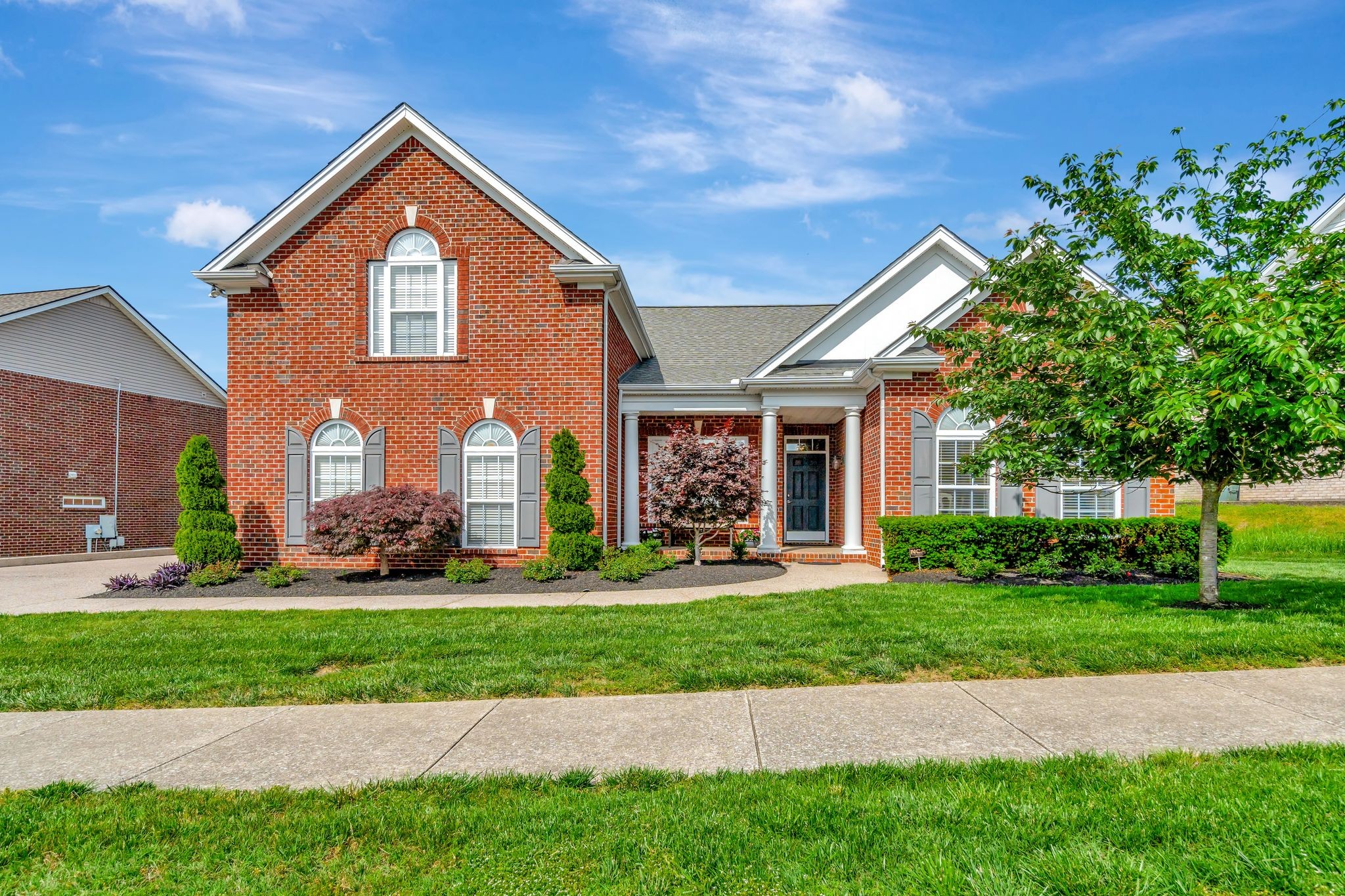 1812 Woodland Farms Ct