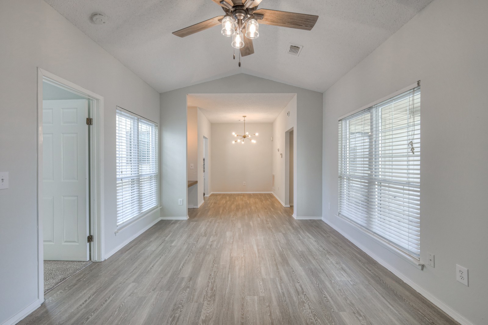 102 Laurel Hill Dr