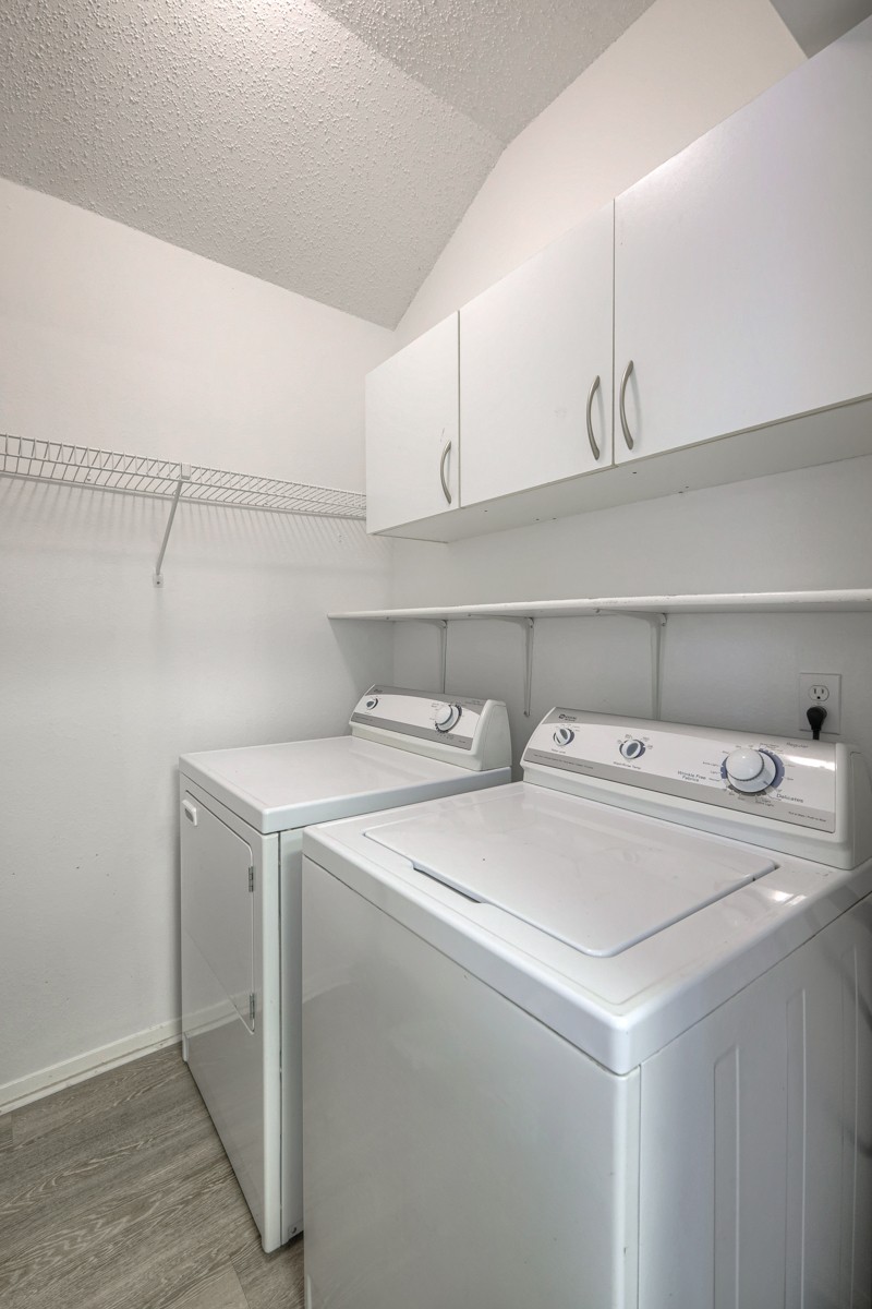 102 Laurel Hill Dr