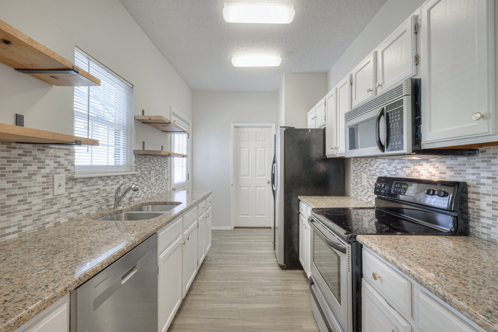 102 Laurel Hill Dr