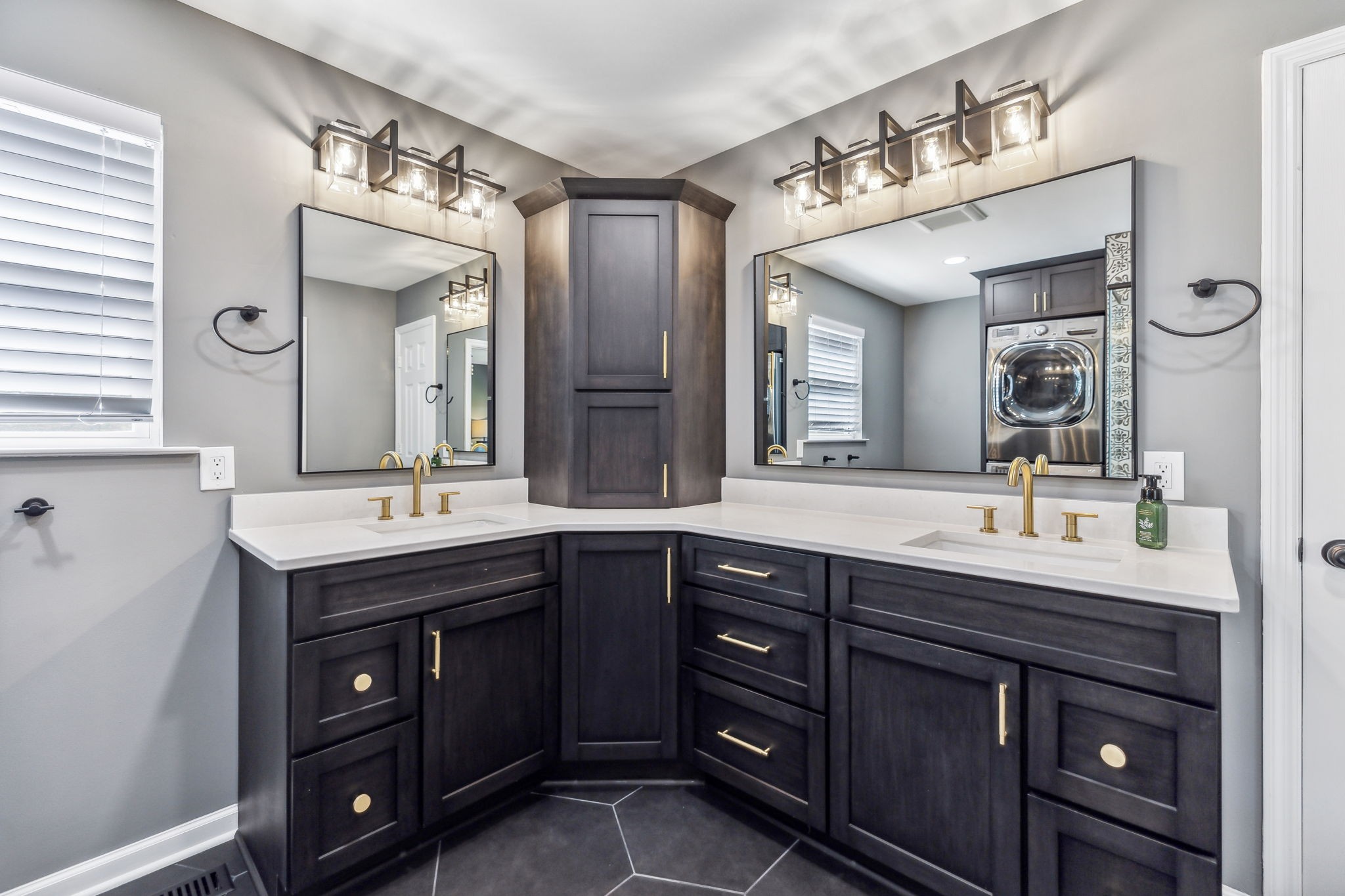 307 Karlee Dr