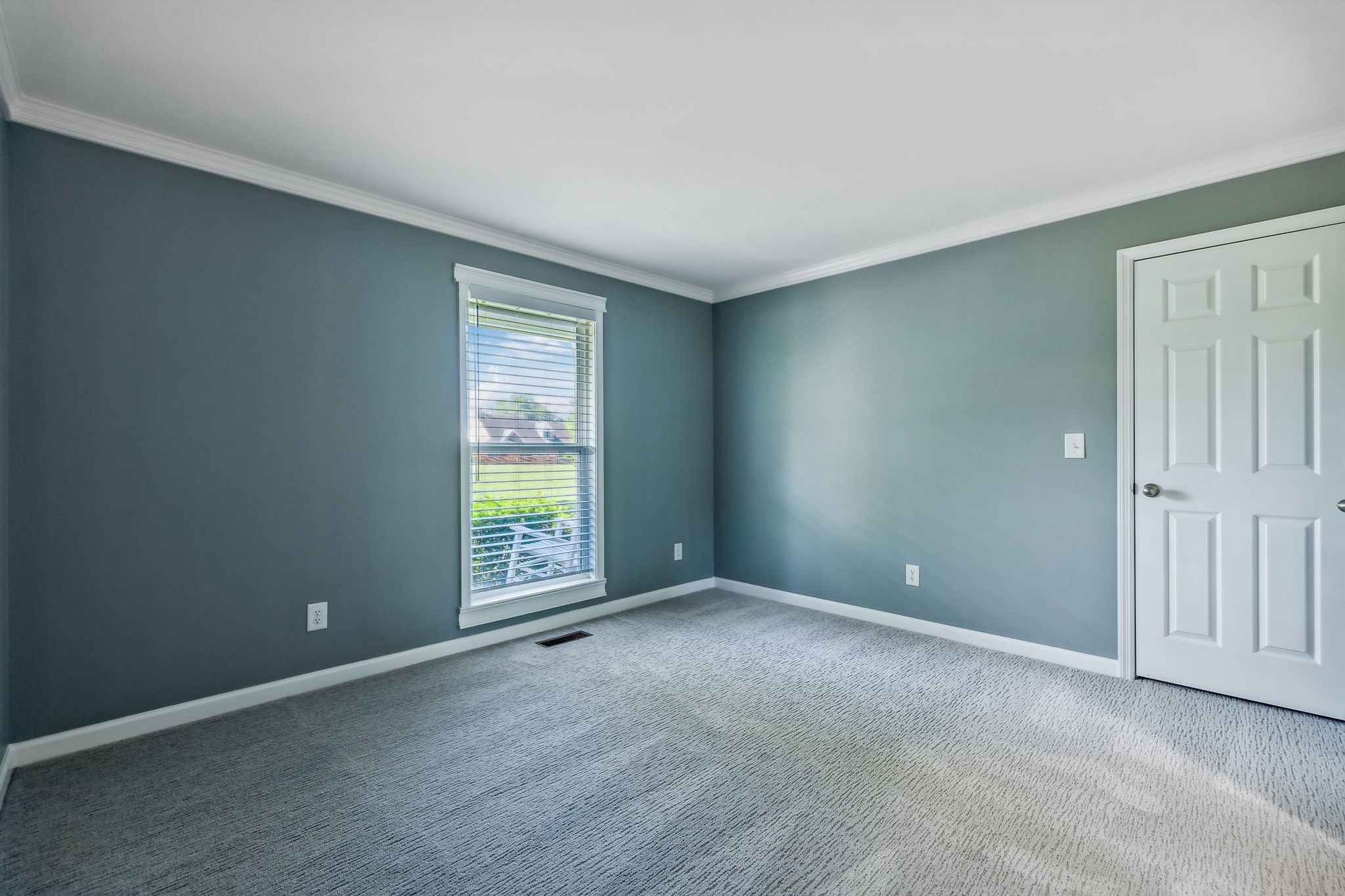 307 Karlee Dr