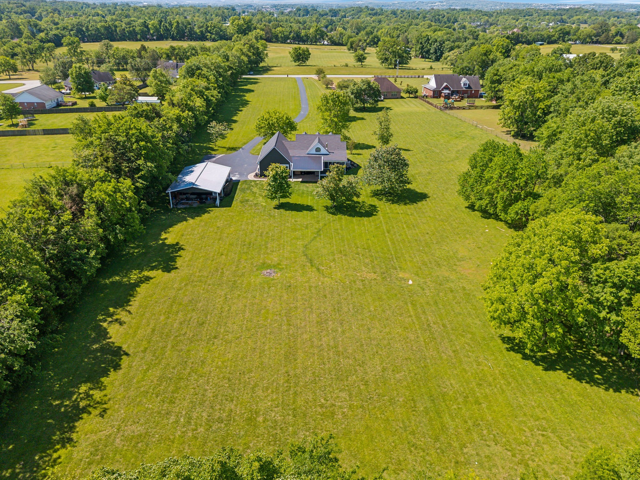 307 Karlee Dr