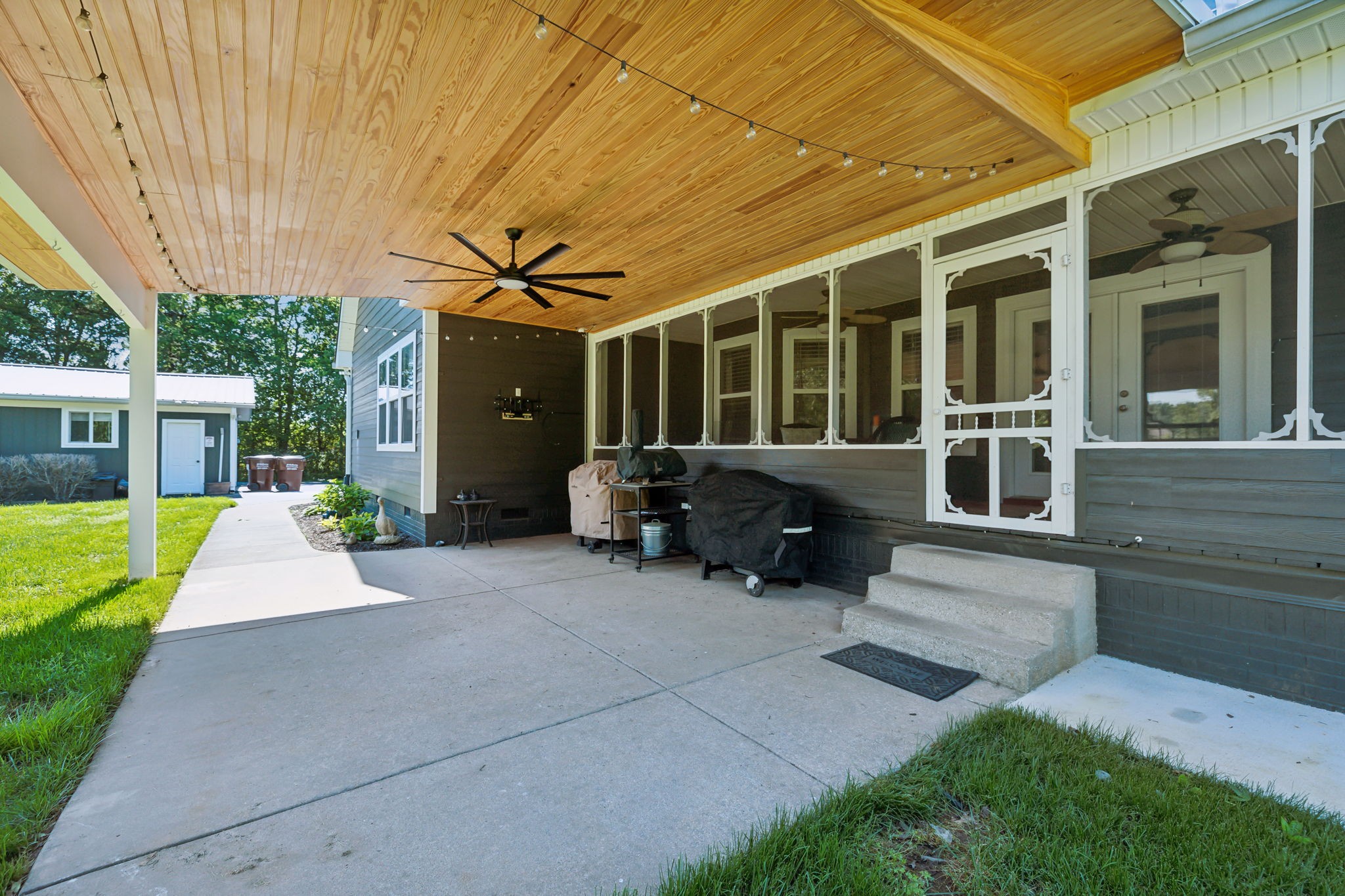 307 Karlee Dr