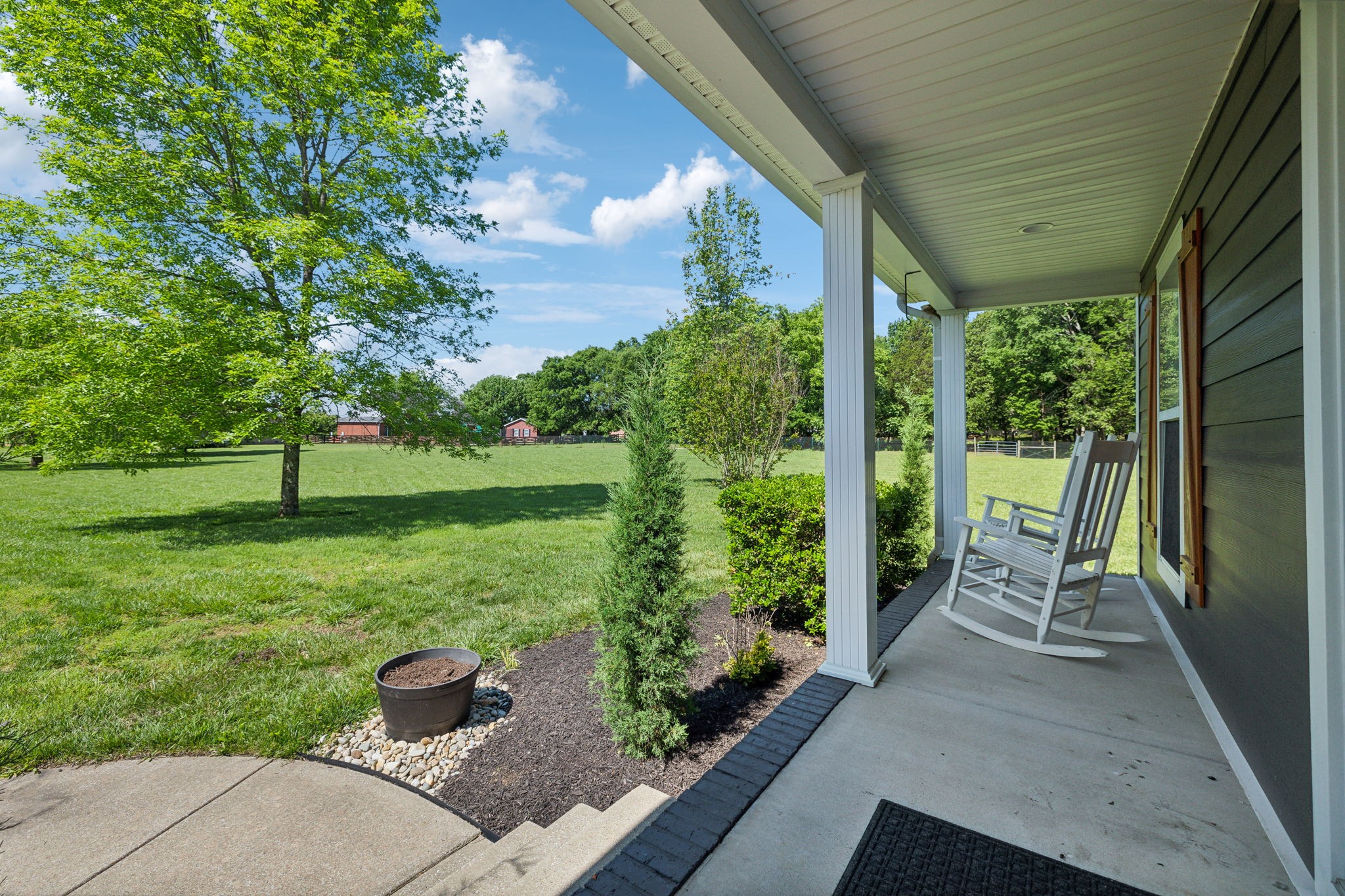 307 Karlee Dr