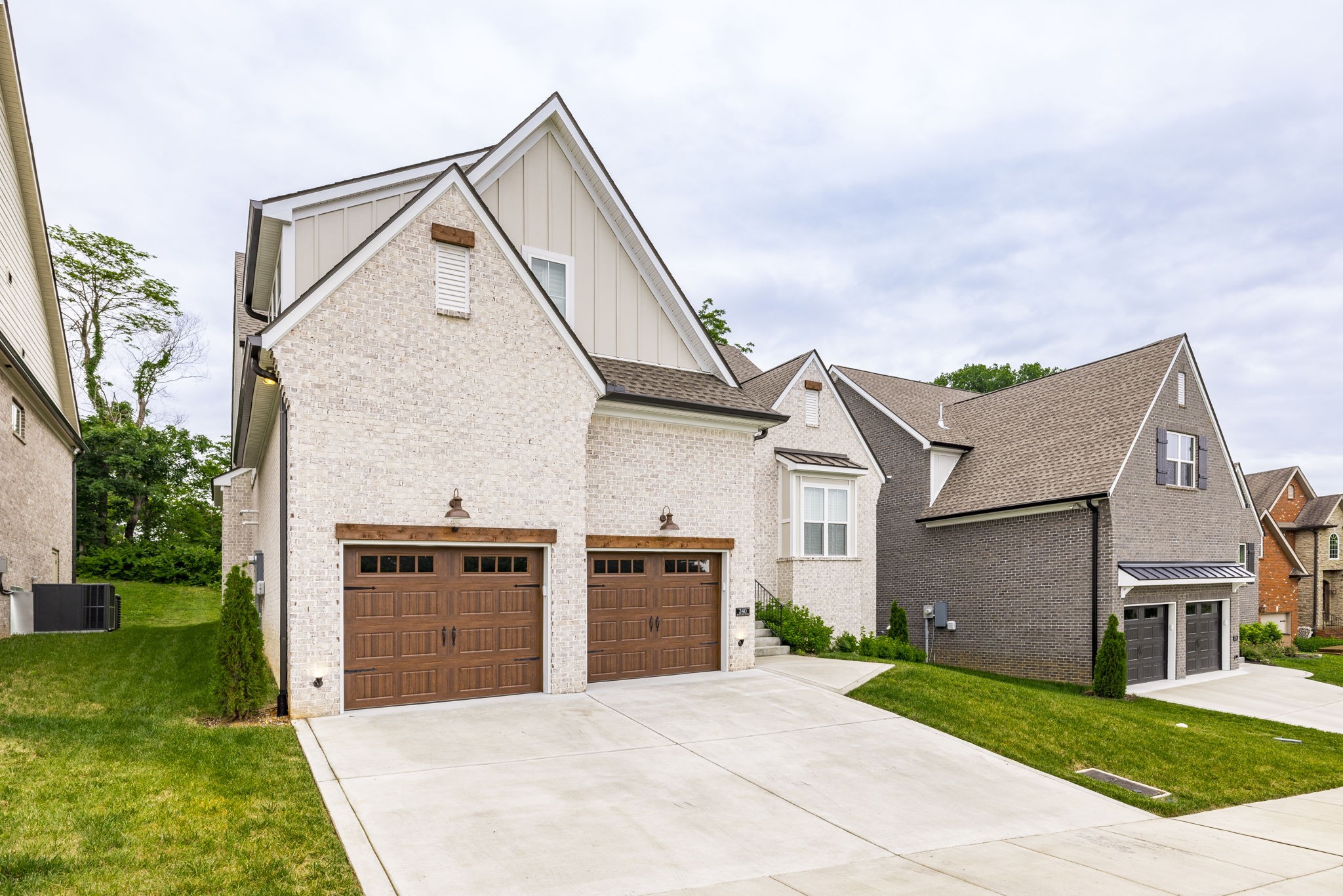 240 Valley Bend Dr